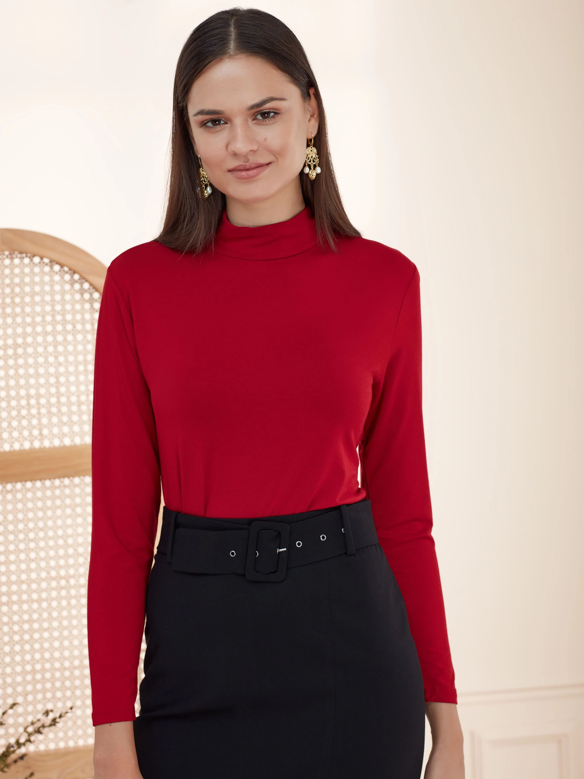 RASPBERRY BLOUSE WITH TURTLENECK