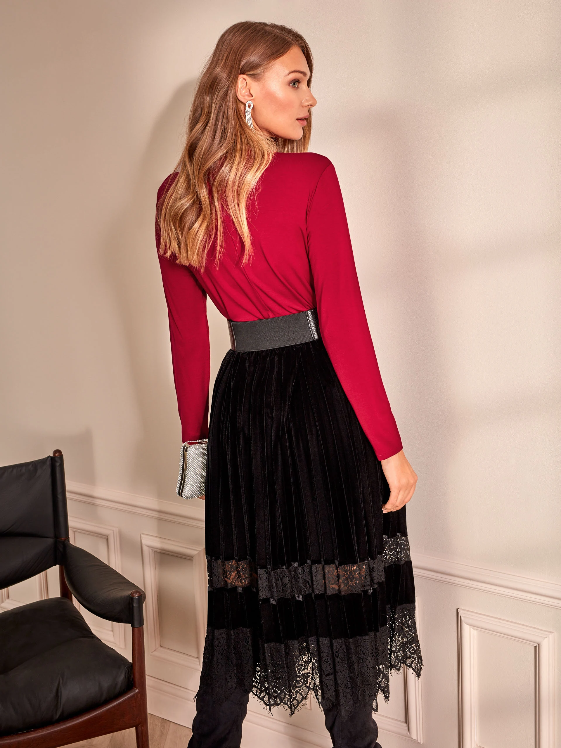 VELOUR SKIRT WITH LACE