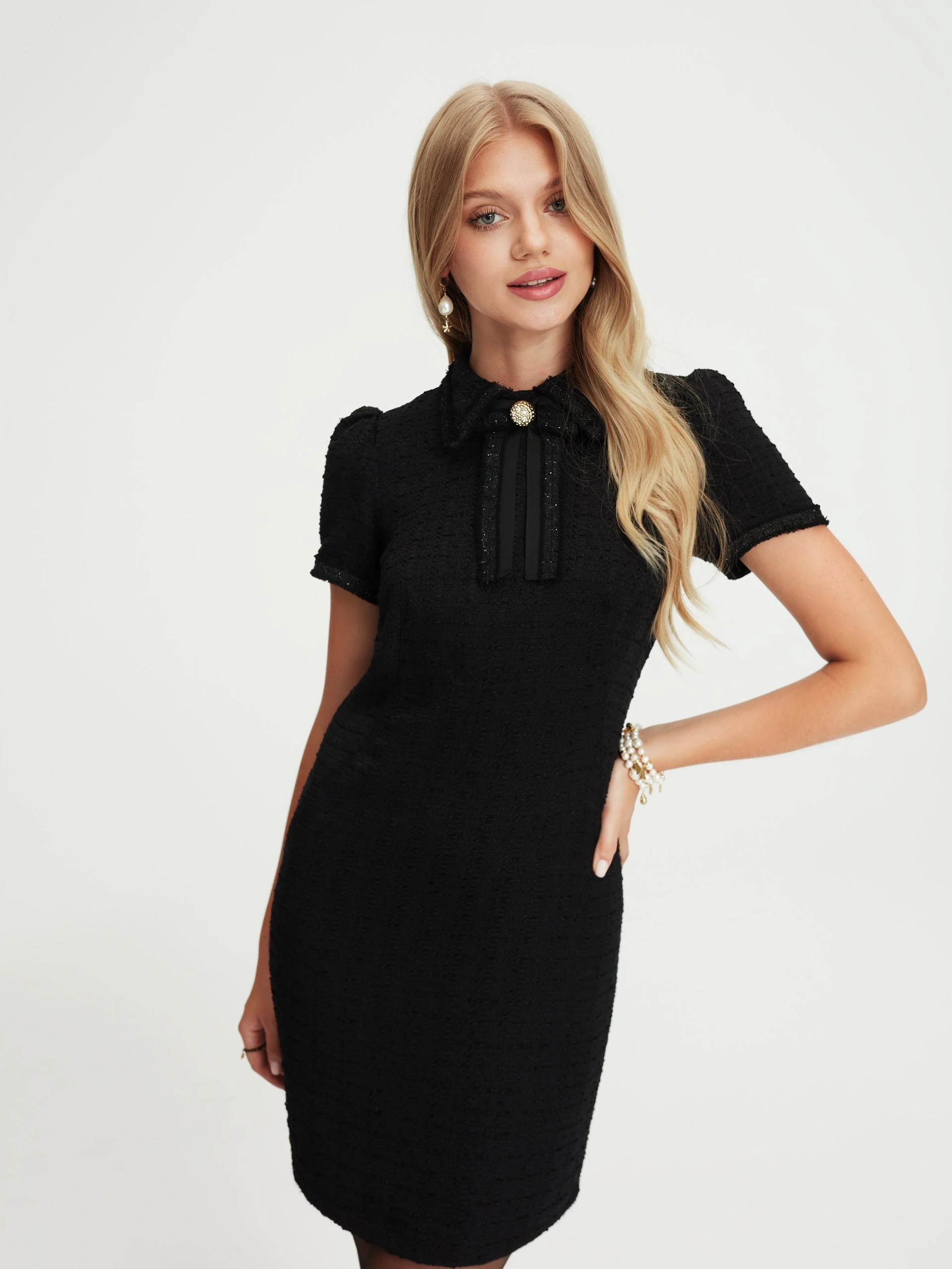 Black tweed dress with short sleeves