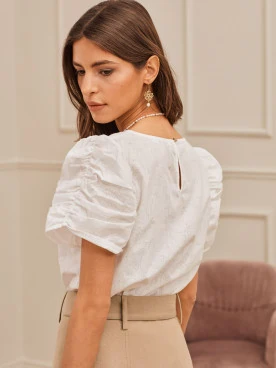 WHITE BLOUSE WITH BUFFETS