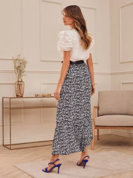 NAVY BLUE SKIRT WITH SMALL FLOWERS