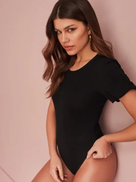 BLACK BODY WITH PUFF SLEEVES