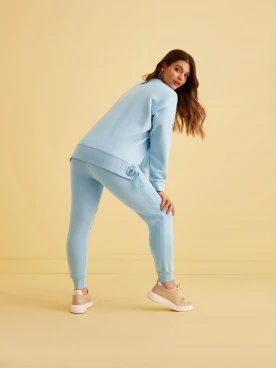 NIEBIESKA BLUZA BEZ KAPTURA