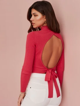 BACKLESS SWEATER WITH BACK TIE
