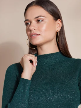 STYLISH SWEATER WITH HALF TURTLENECK