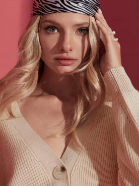WOOLEN BEIGE SWEATER