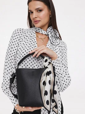Black bucket bag