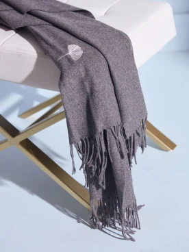 GRAY SHAWL WITH WOOL