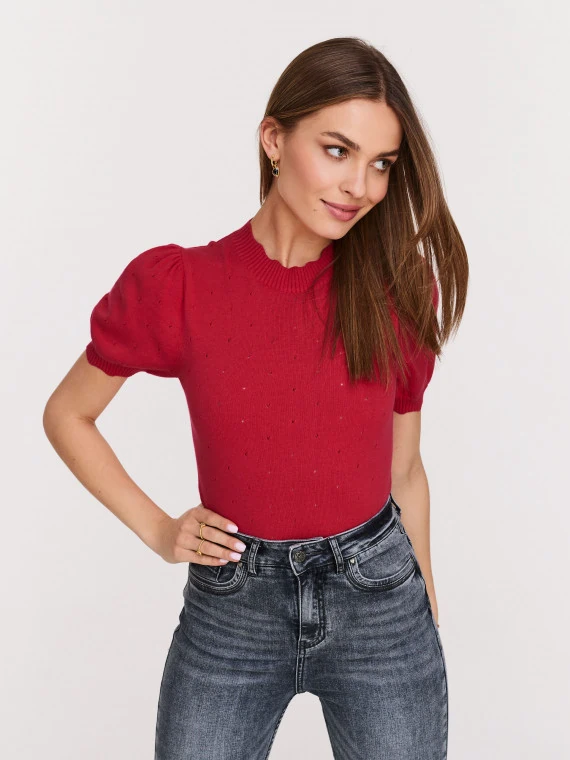 Short-sleeved sweater in a shade of fuchsia