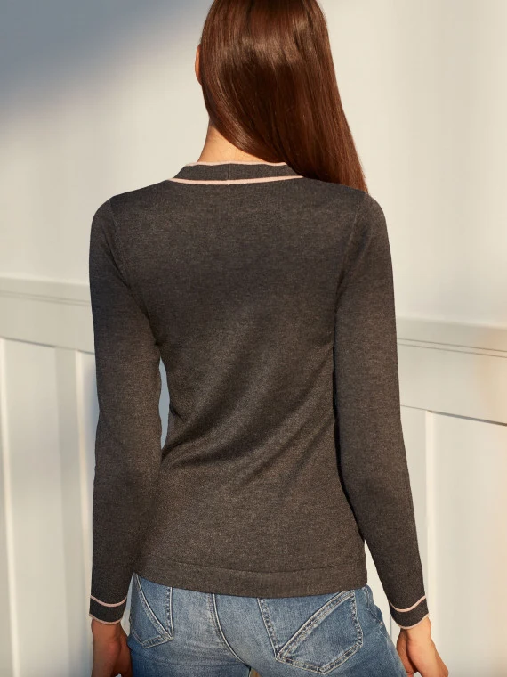 SWEATER WITH BINDING AT THE NECKLINE