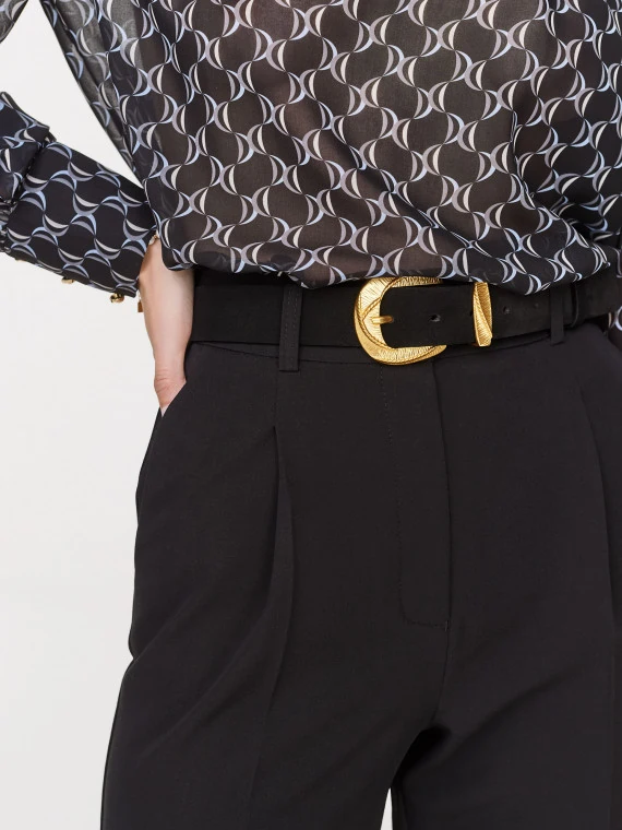 Elegant black suede leather belt