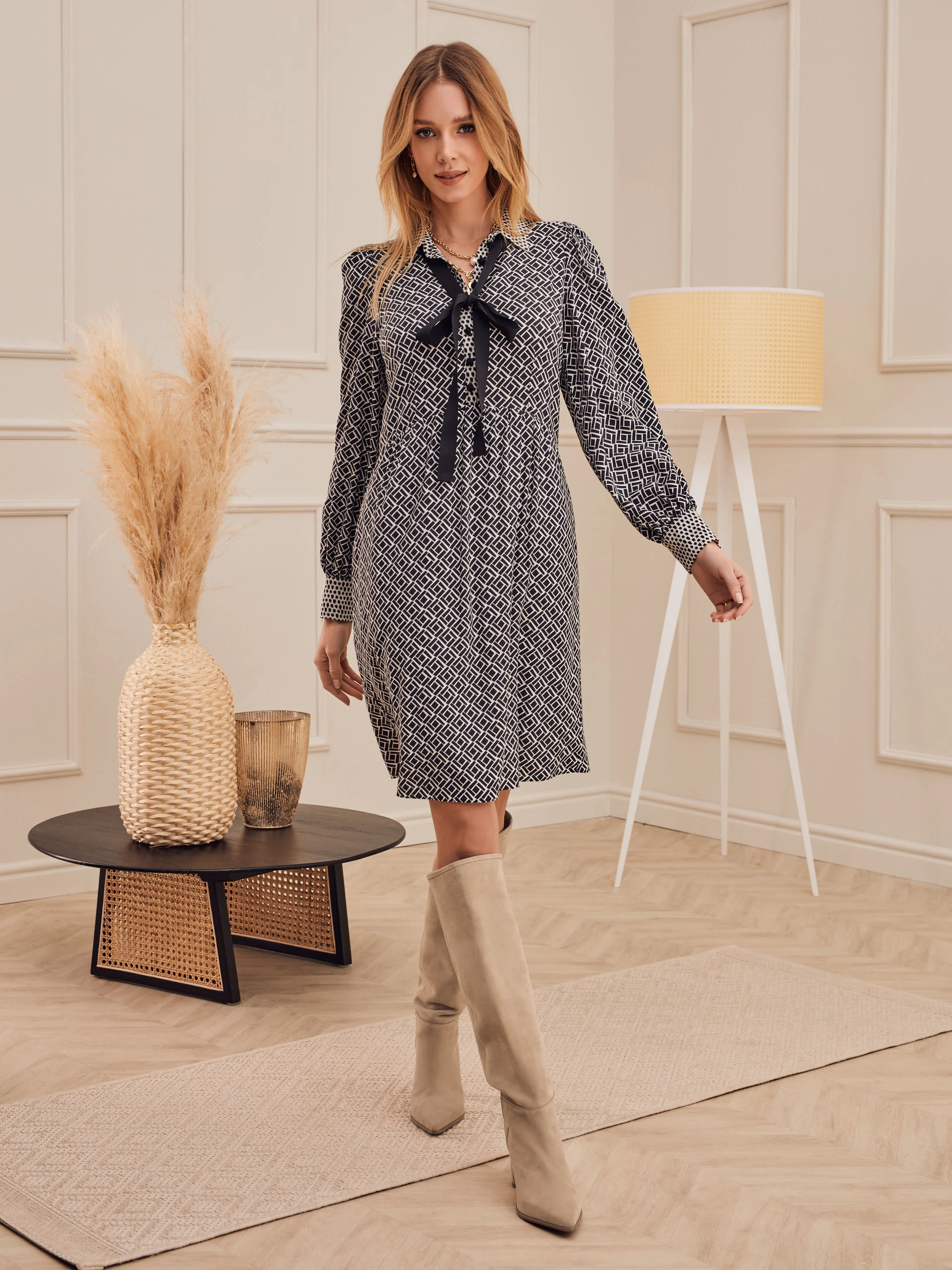 FINE PATTERN DRESS