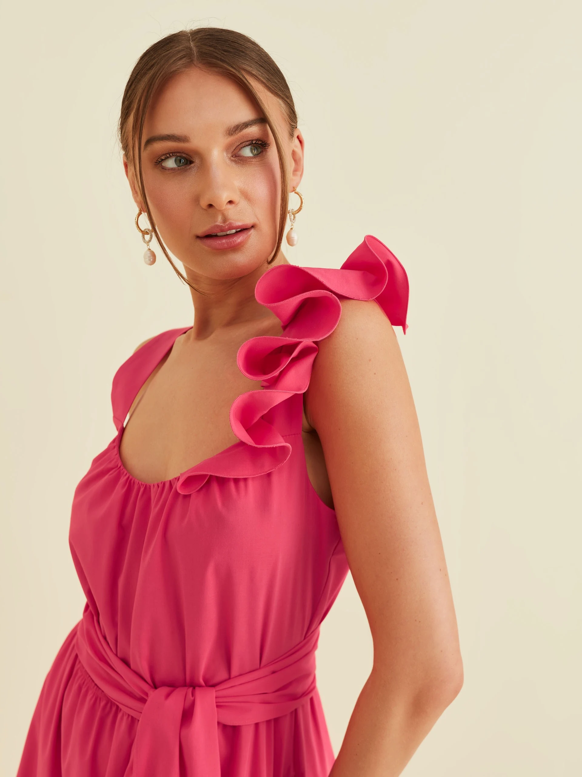 PINK DRESS WITH FRILLS AND WAIST TIE
