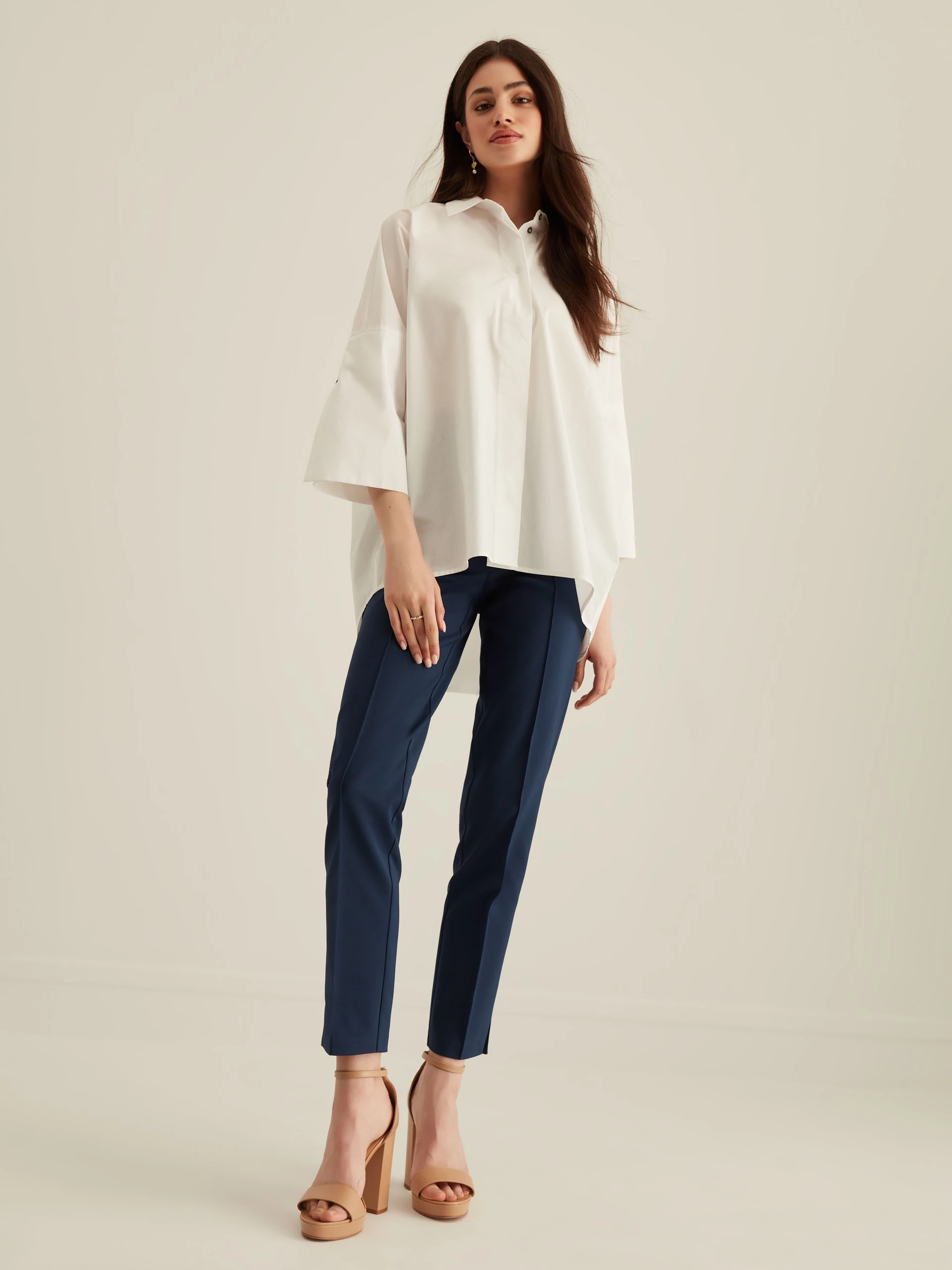 NAVY CREASED PANTS