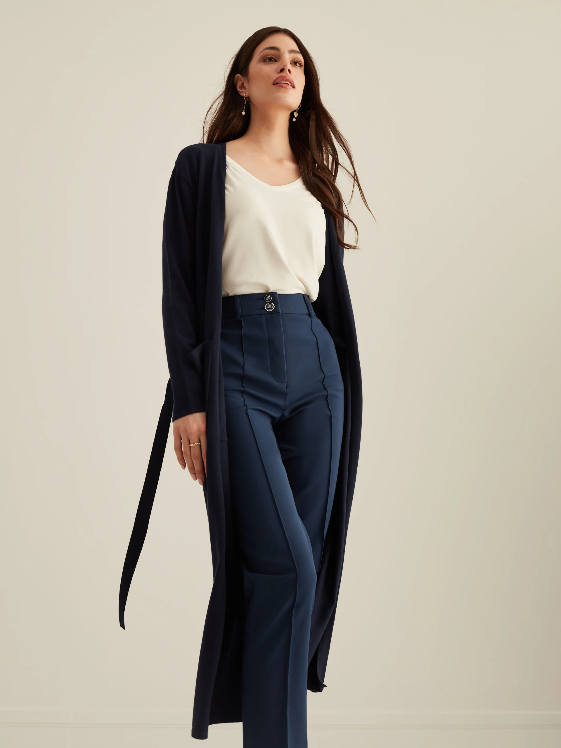 NAVY CREASED PANTS