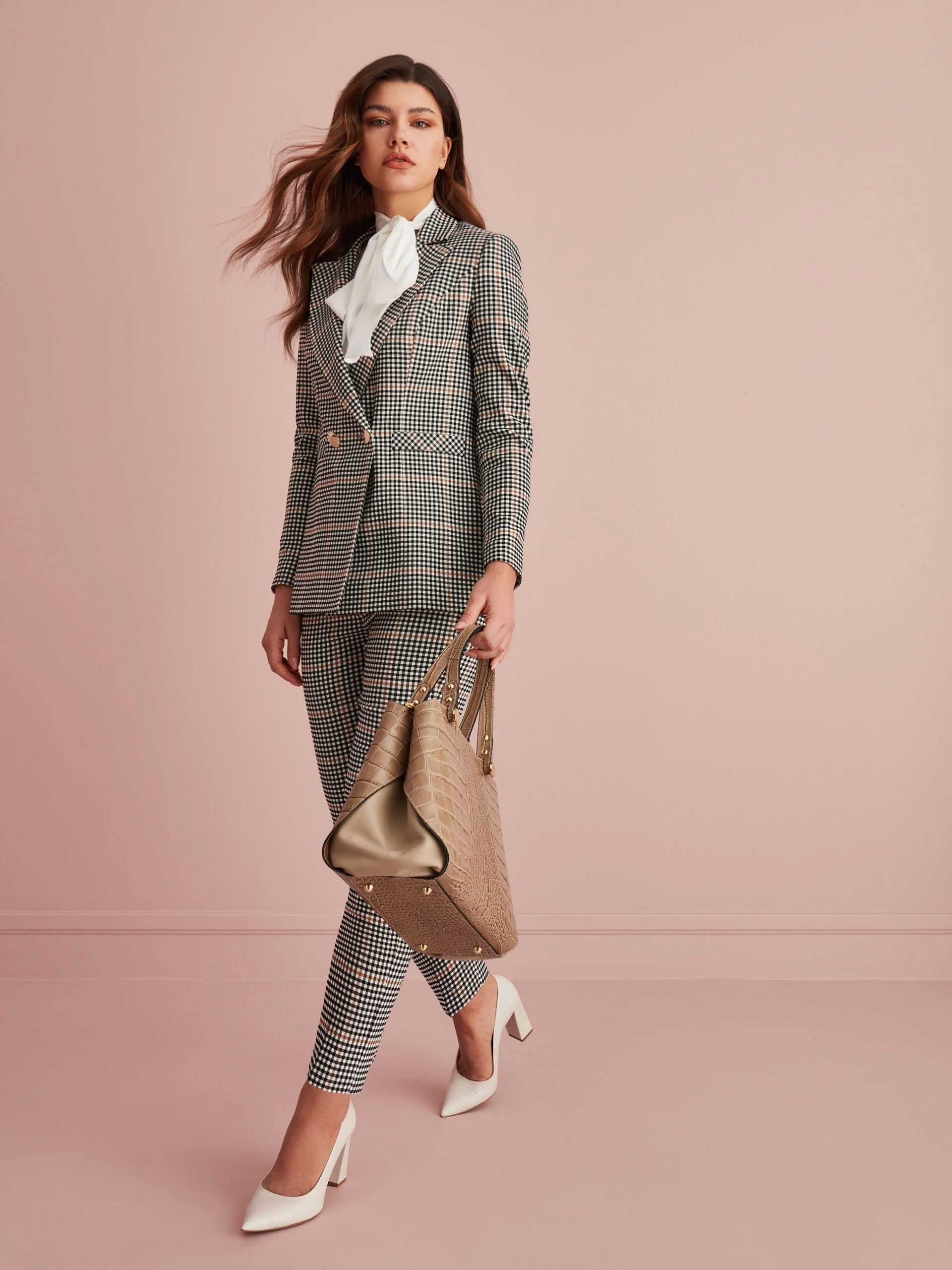DOUBLE-BREASTED CHECKED JACKET
