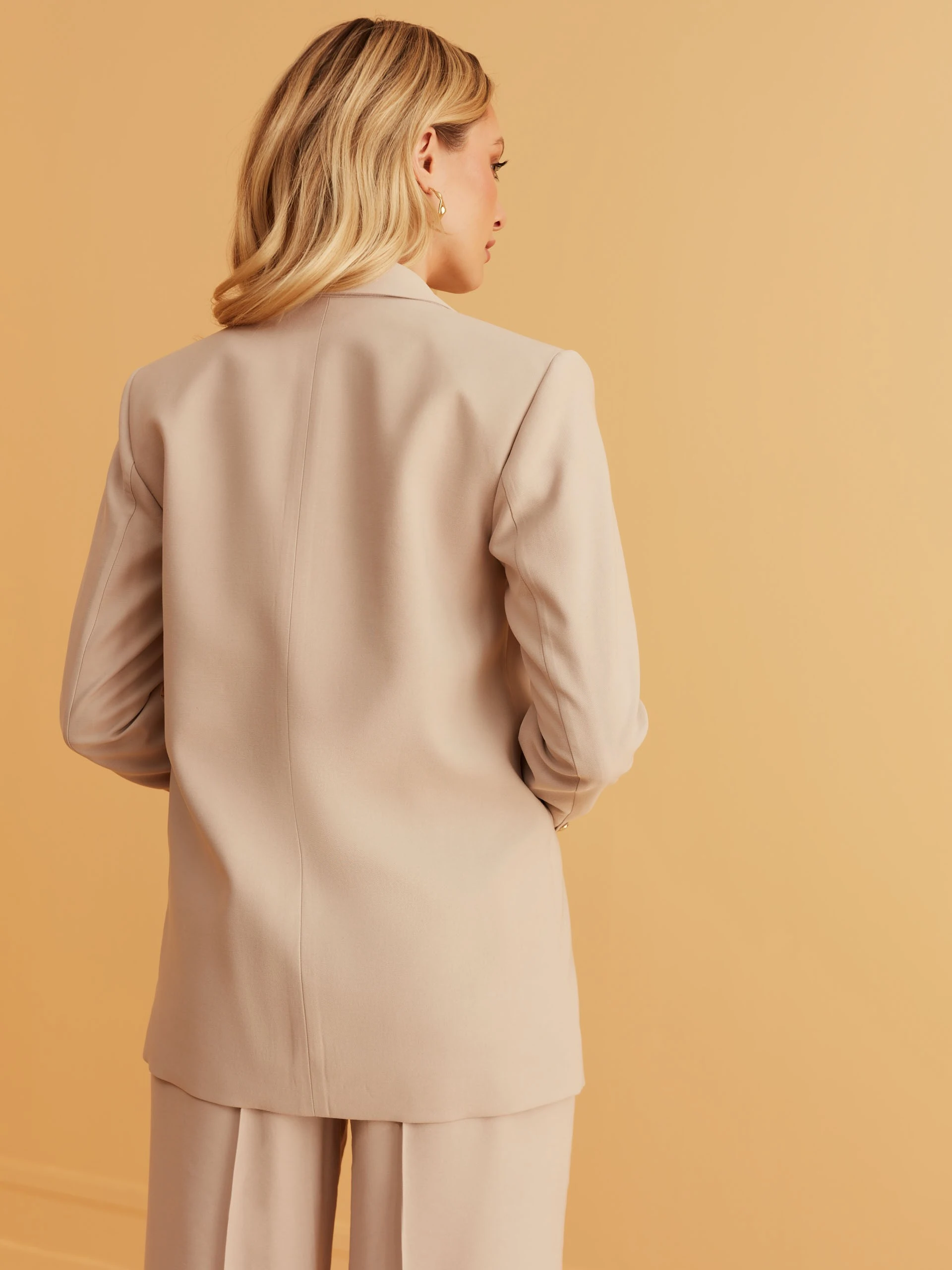BEIGE DOUBLE-BREASTED JACKET