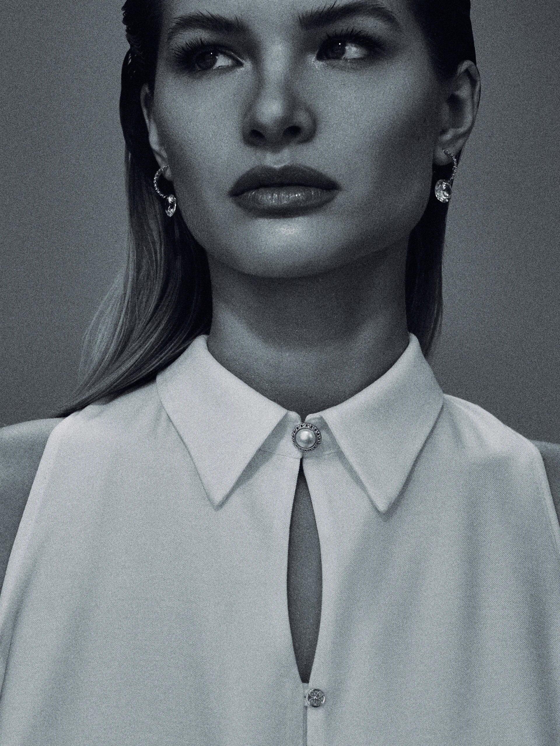 White blouse with collar