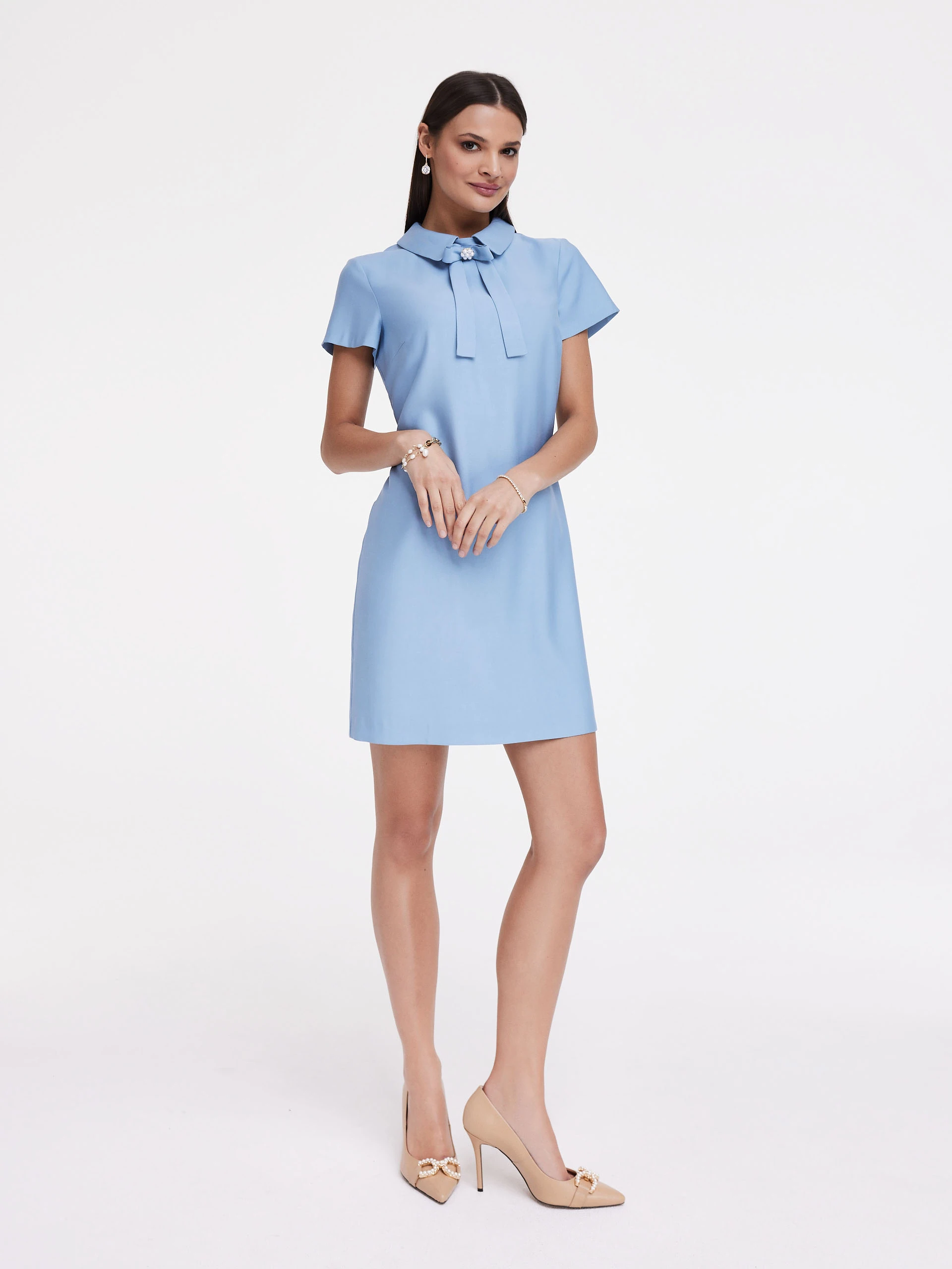 Blue dress with short sleeves