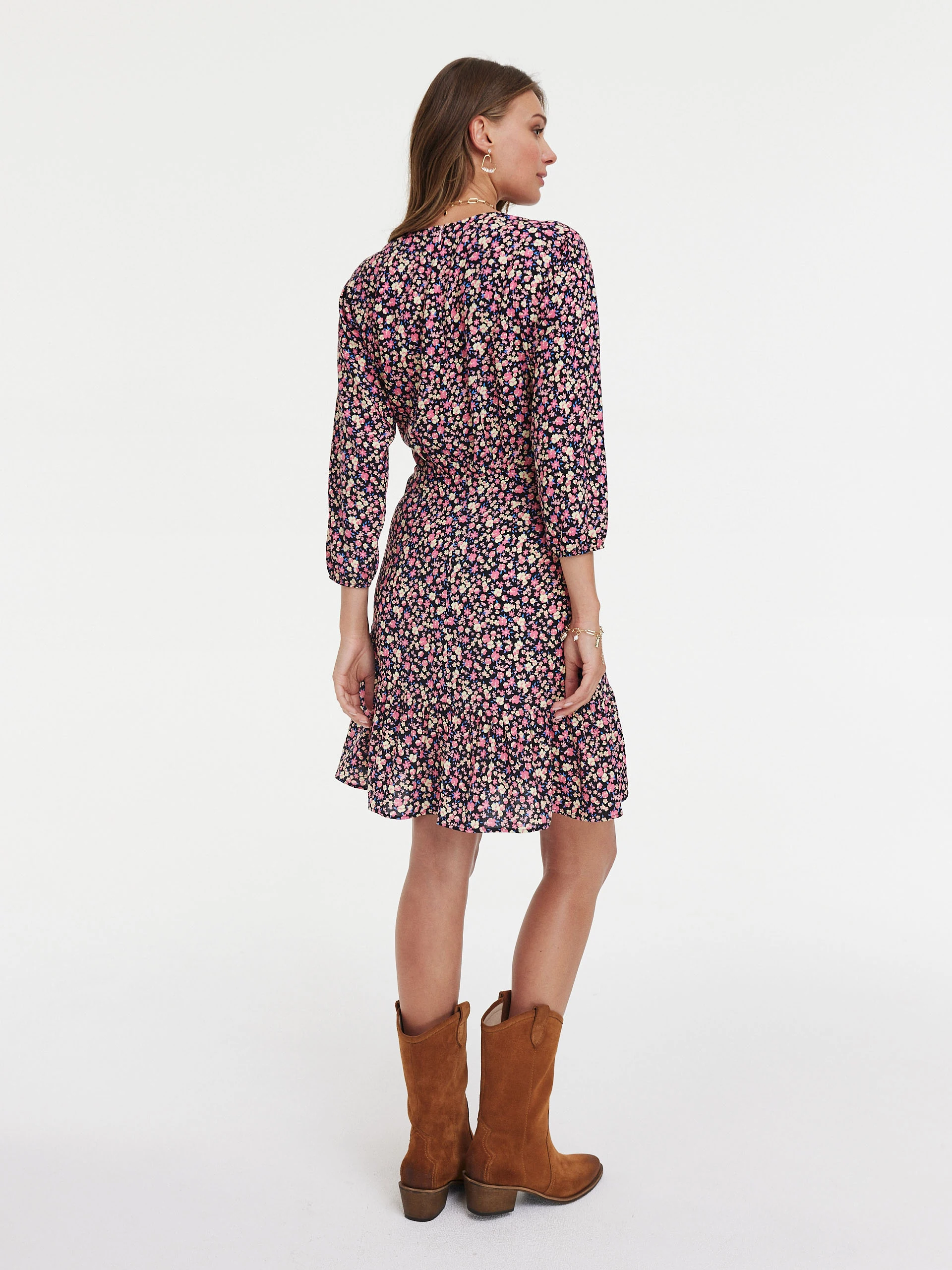 Viscose dress in a link