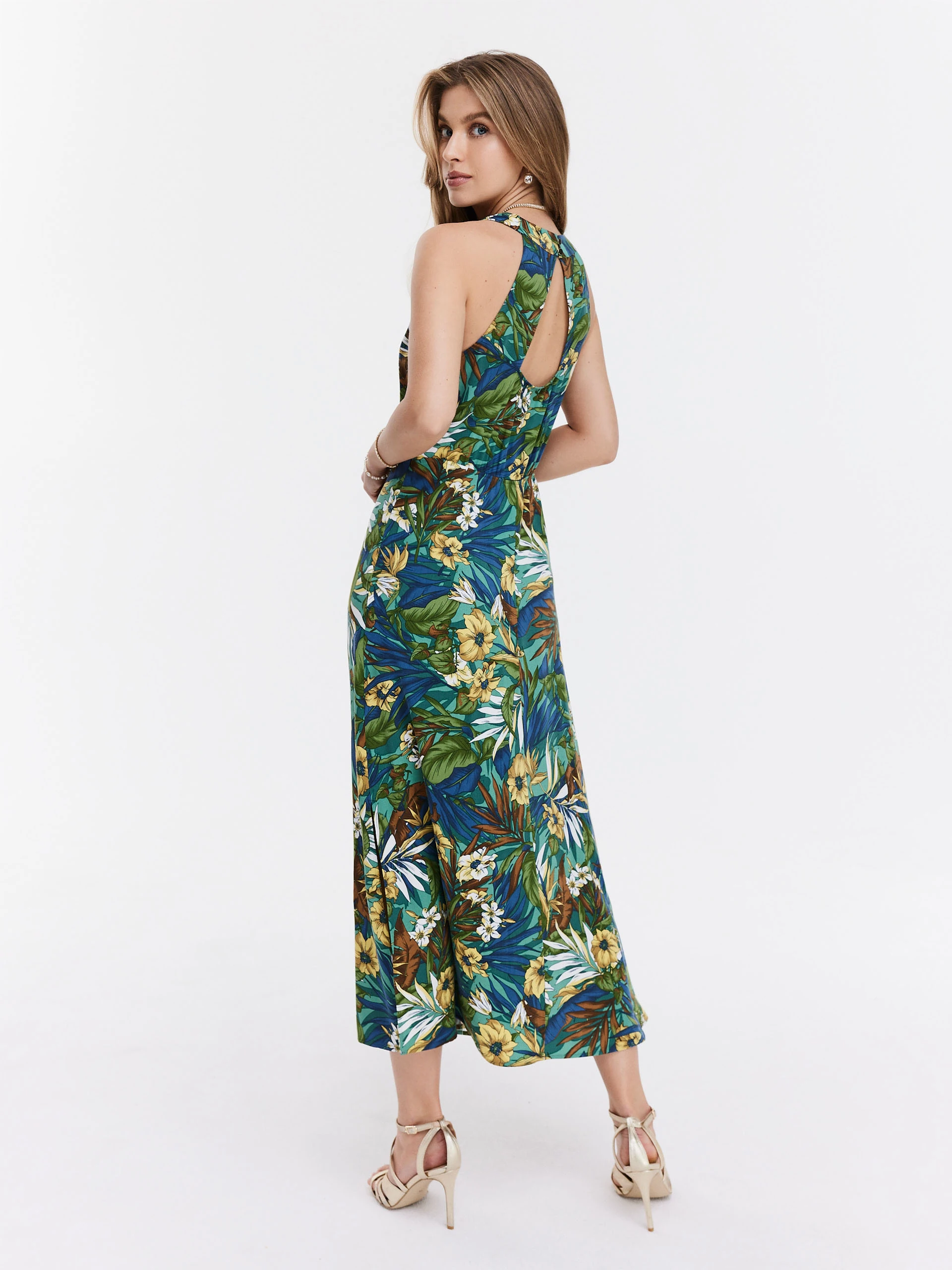 Sukienka maxi w kwiaty
