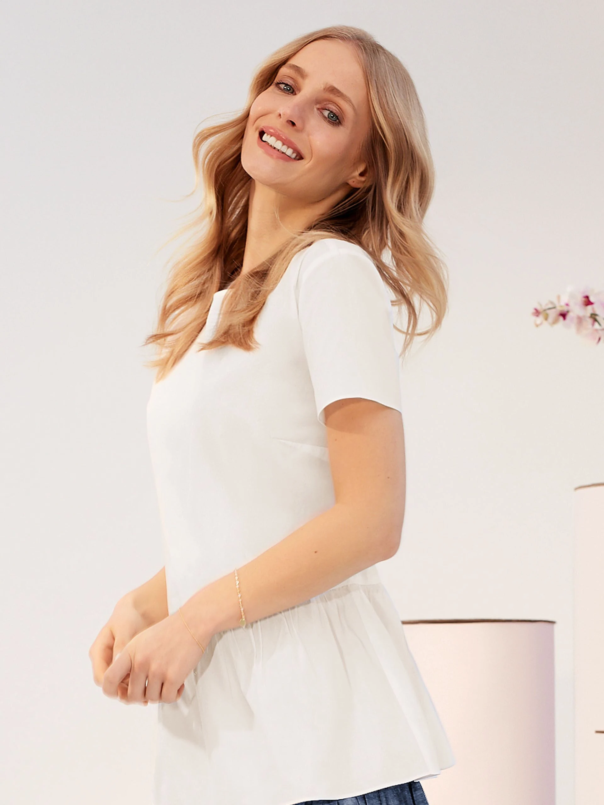 COTTON BLOUSE WITH RUFFLE