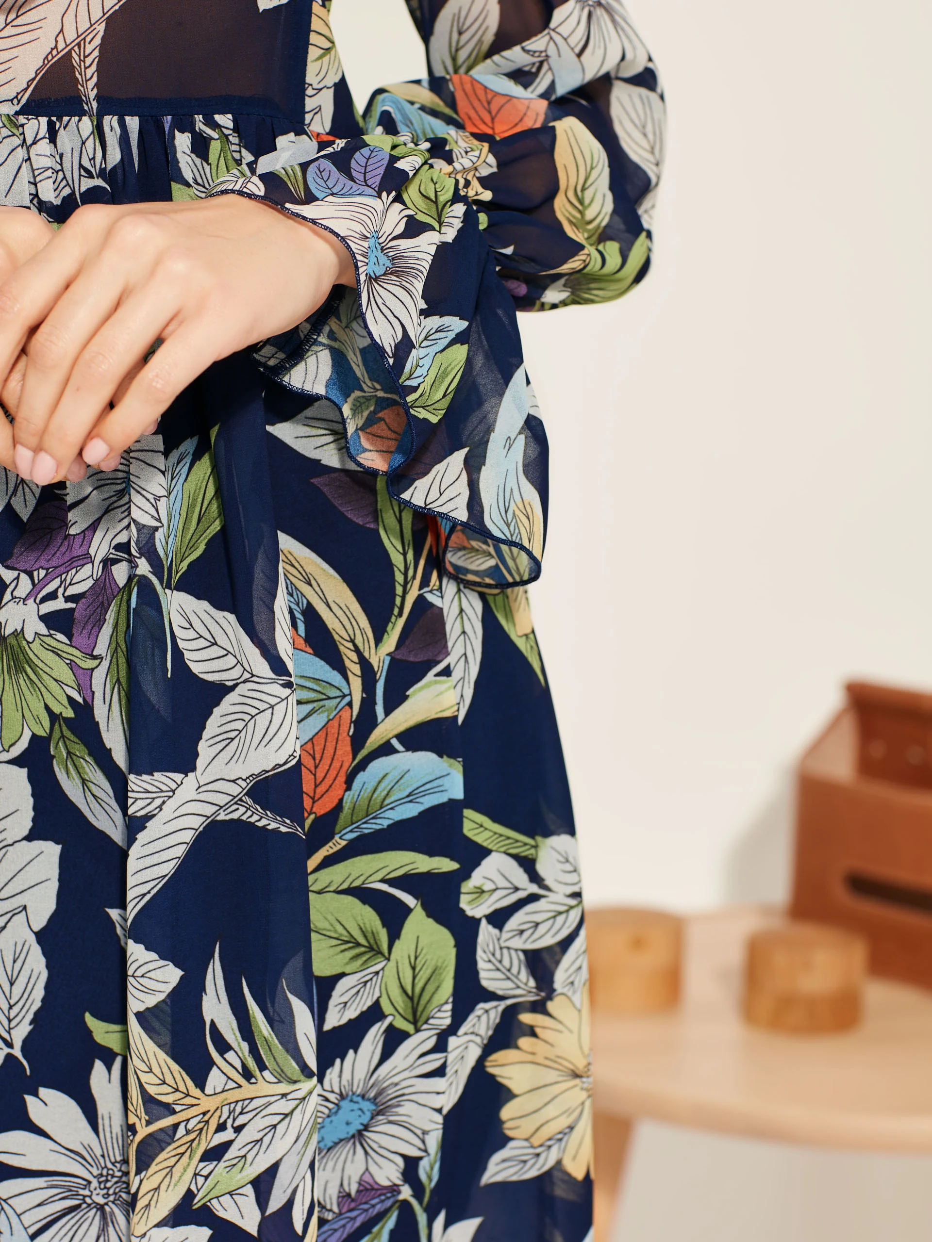 SHORT FLORAL DRESS
