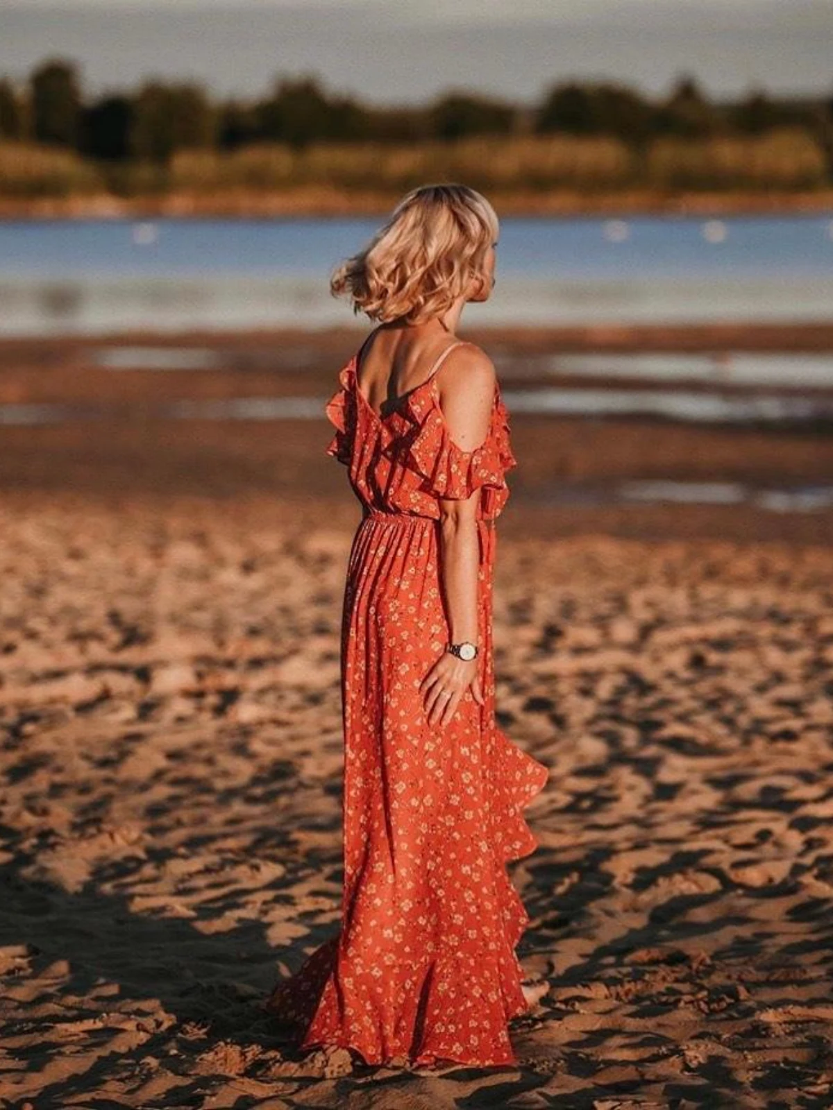 ASYMMETRICAL DRESS WITH OPEN SHOULDERS
