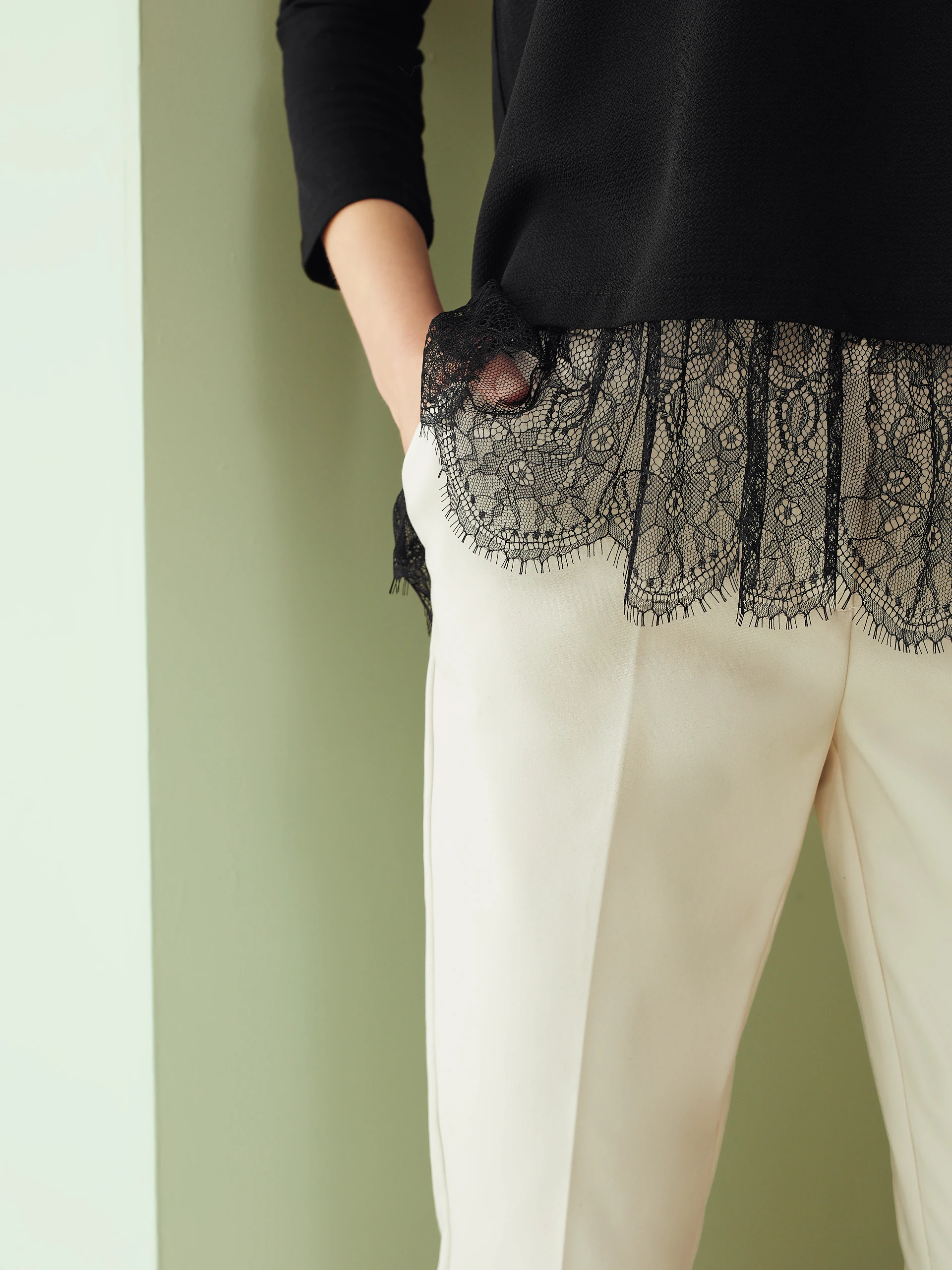 TAILORED PANTS