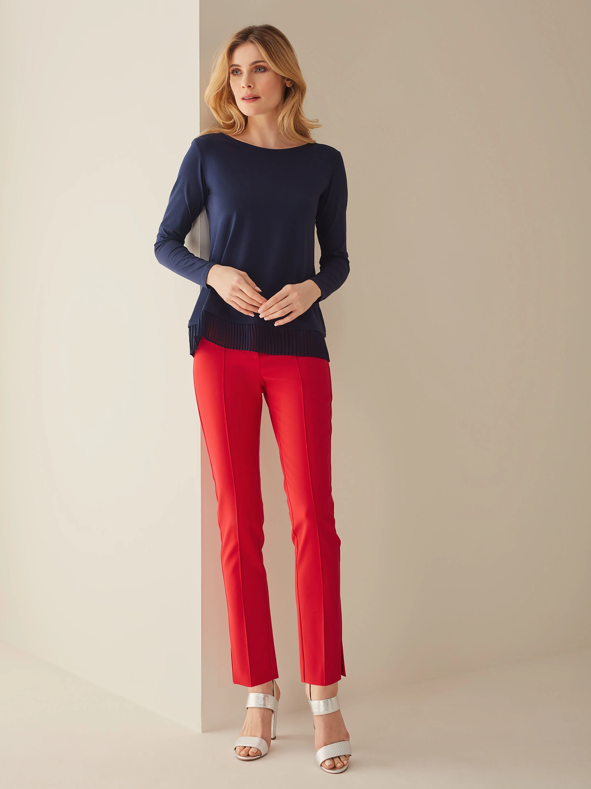 TAILORED PANTS WITH STITCHING