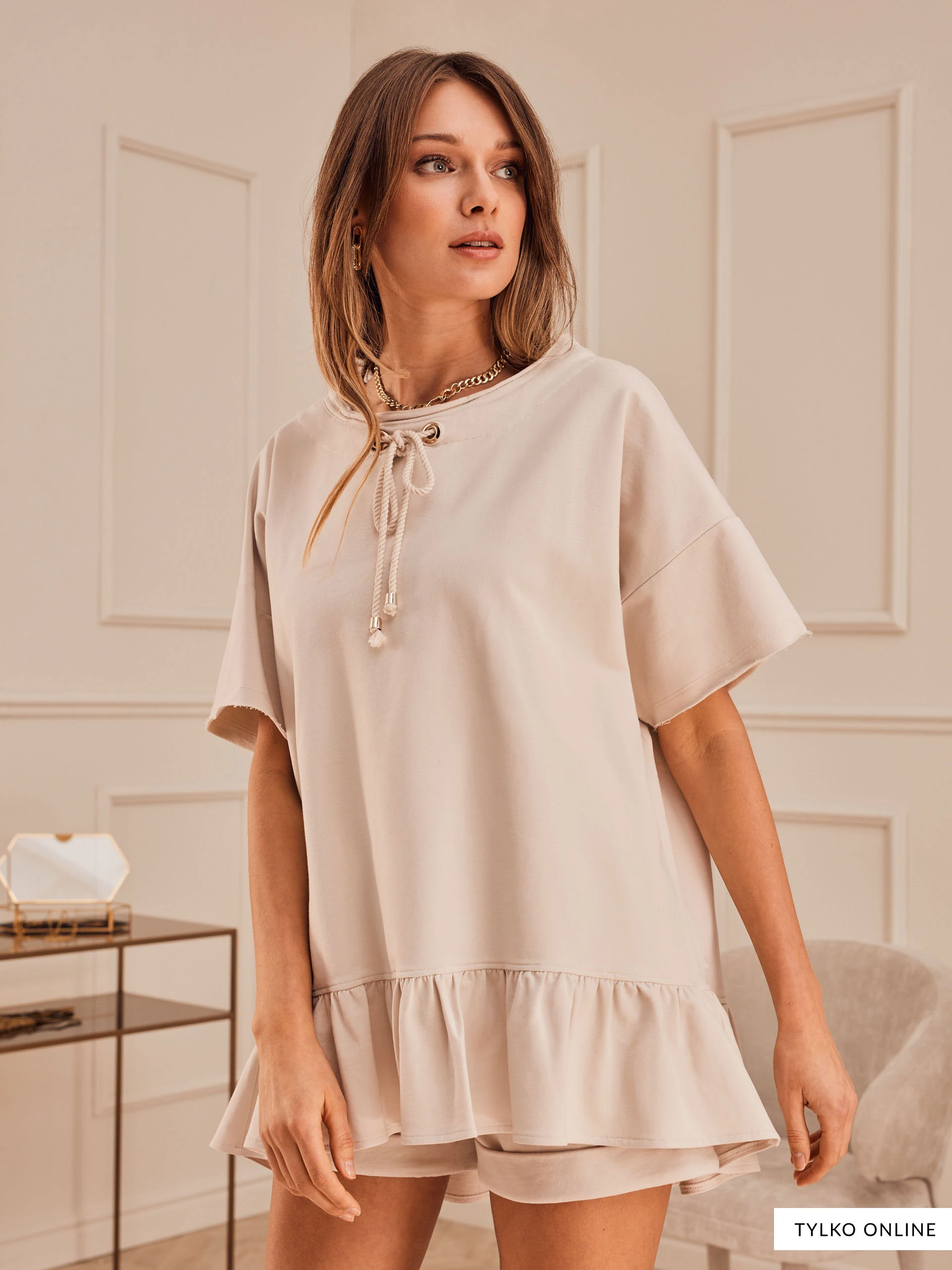 BEIGE BLOUSE WITH SHORT SLEEVES