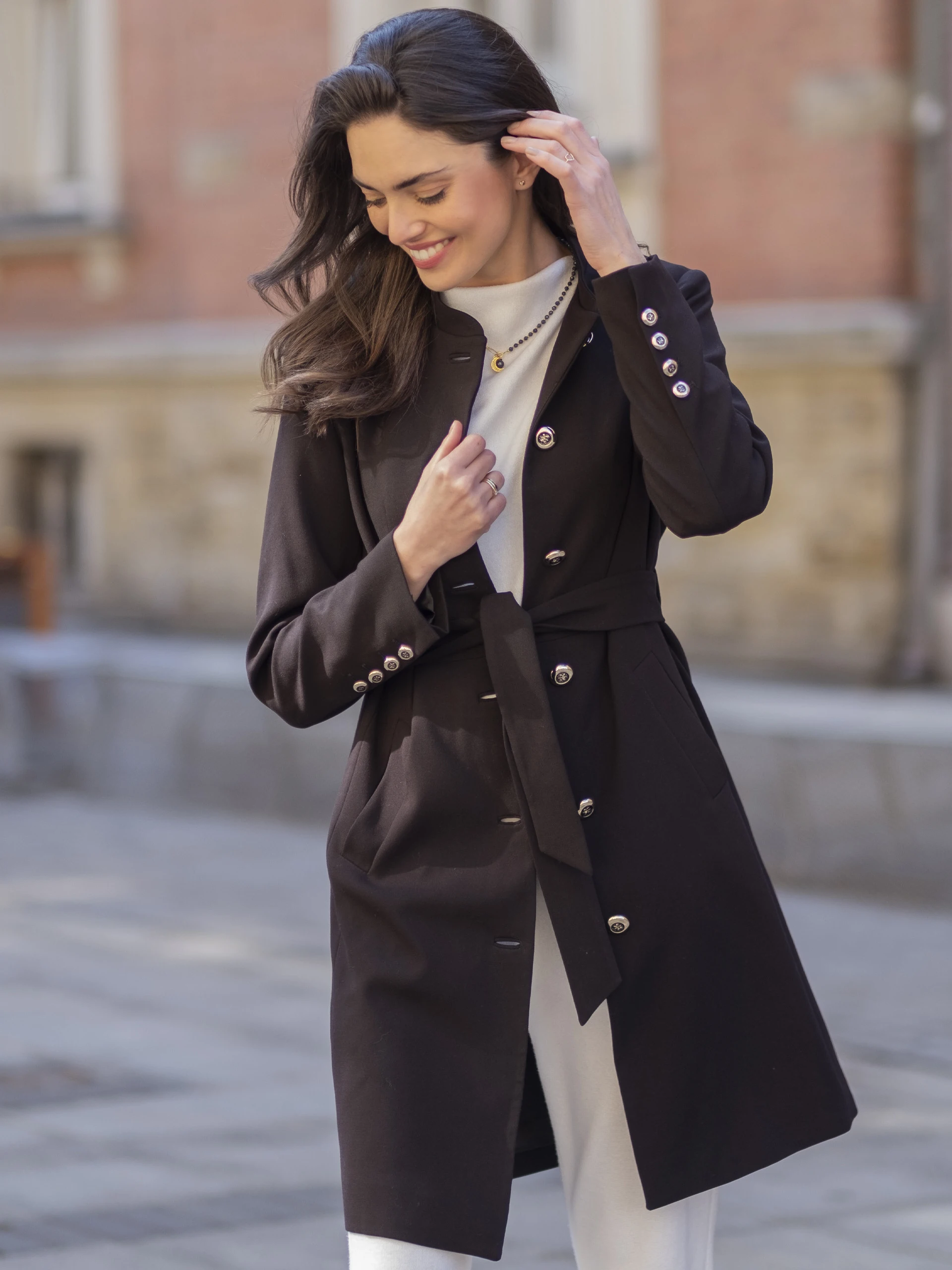 BLACK SPRING COAT