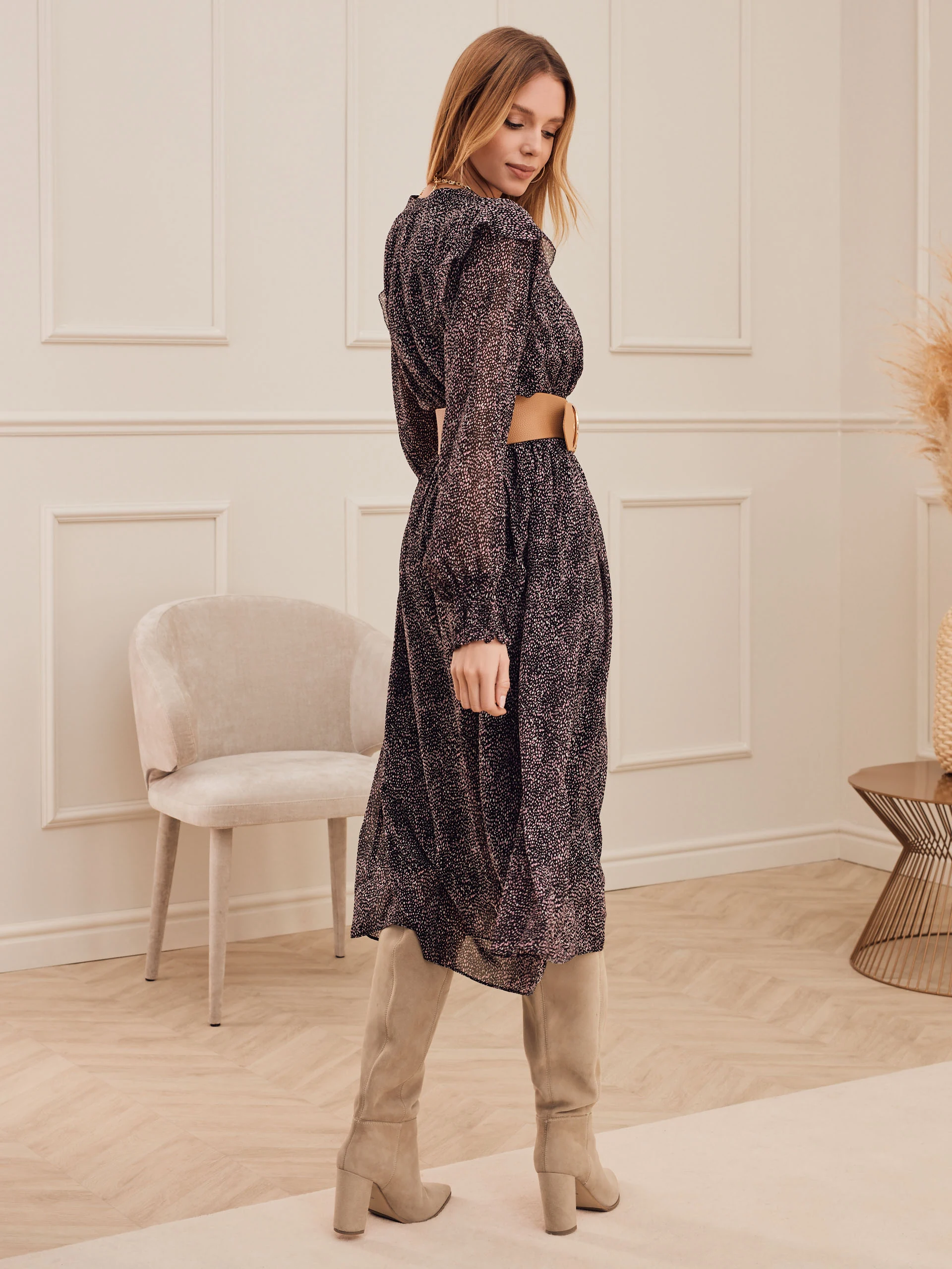 AIRY DRESS WITH SMALL PATTERN