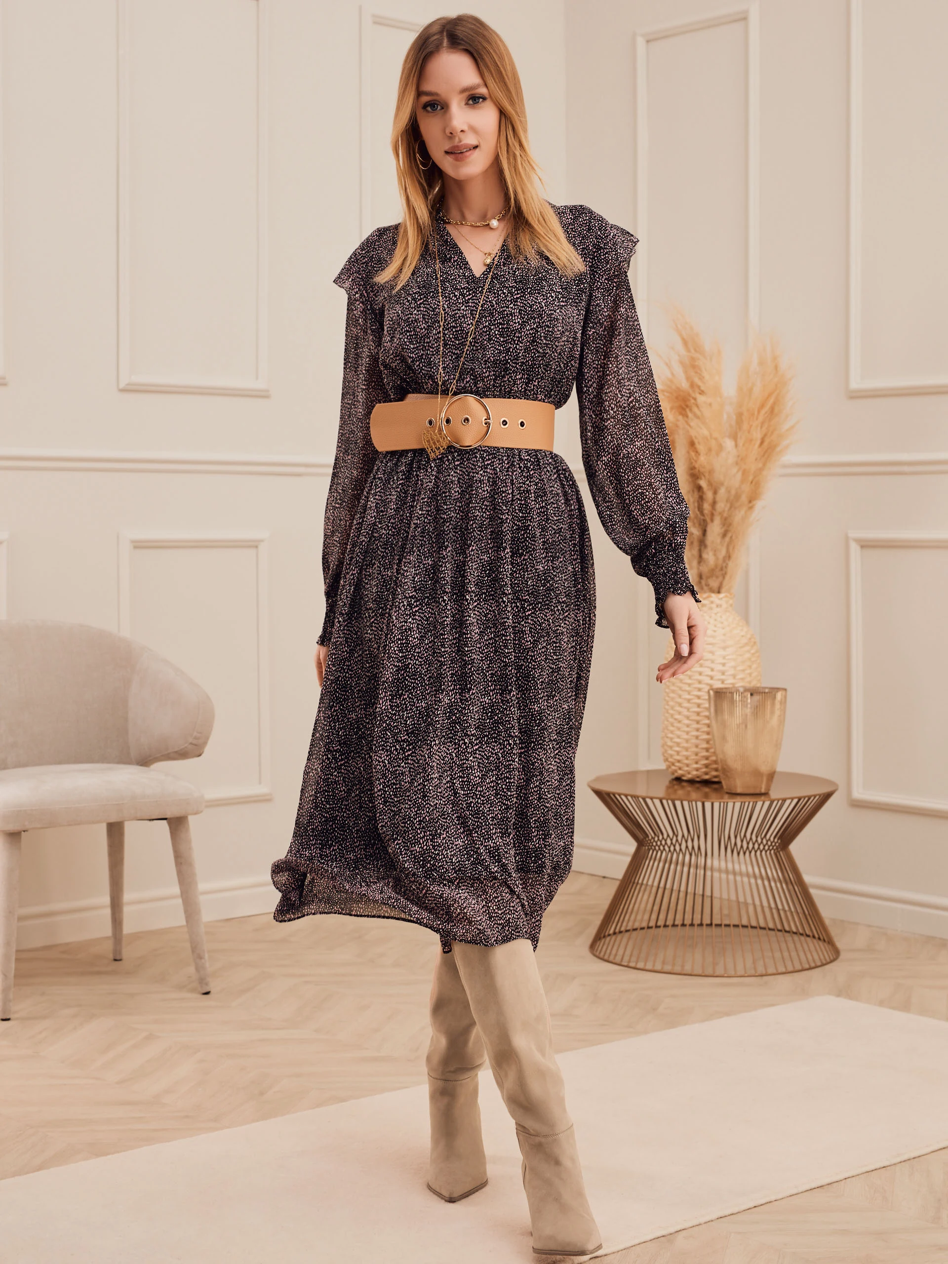 AIRY DRESS WITH SMALL PATTERN