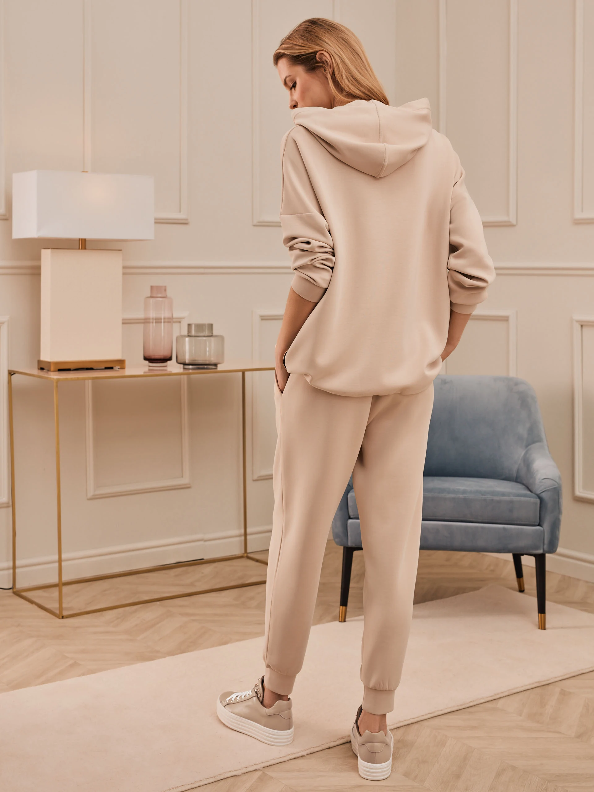 BEIGE SWEATPANTS