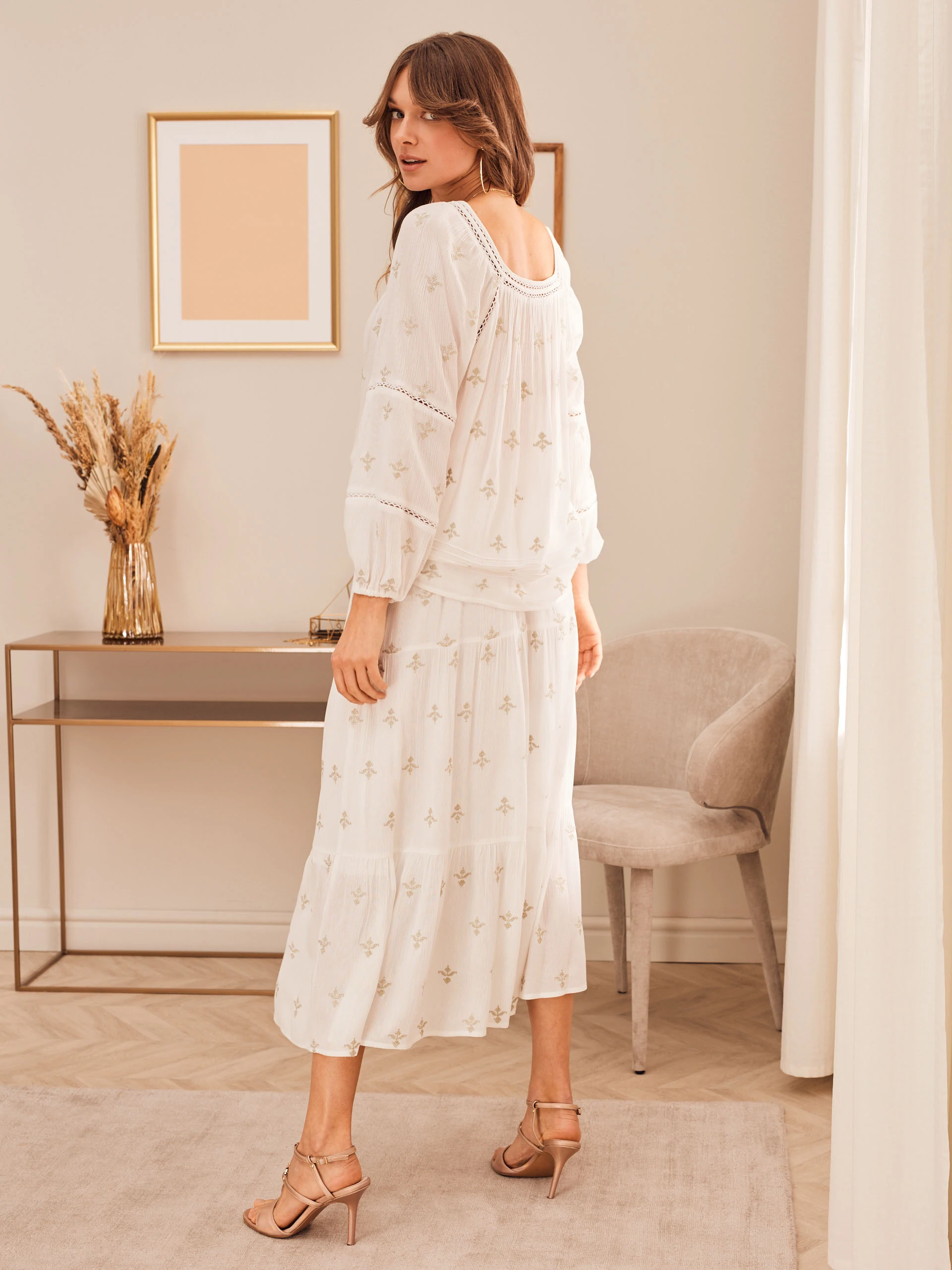 WHITE MAXI SKIRT