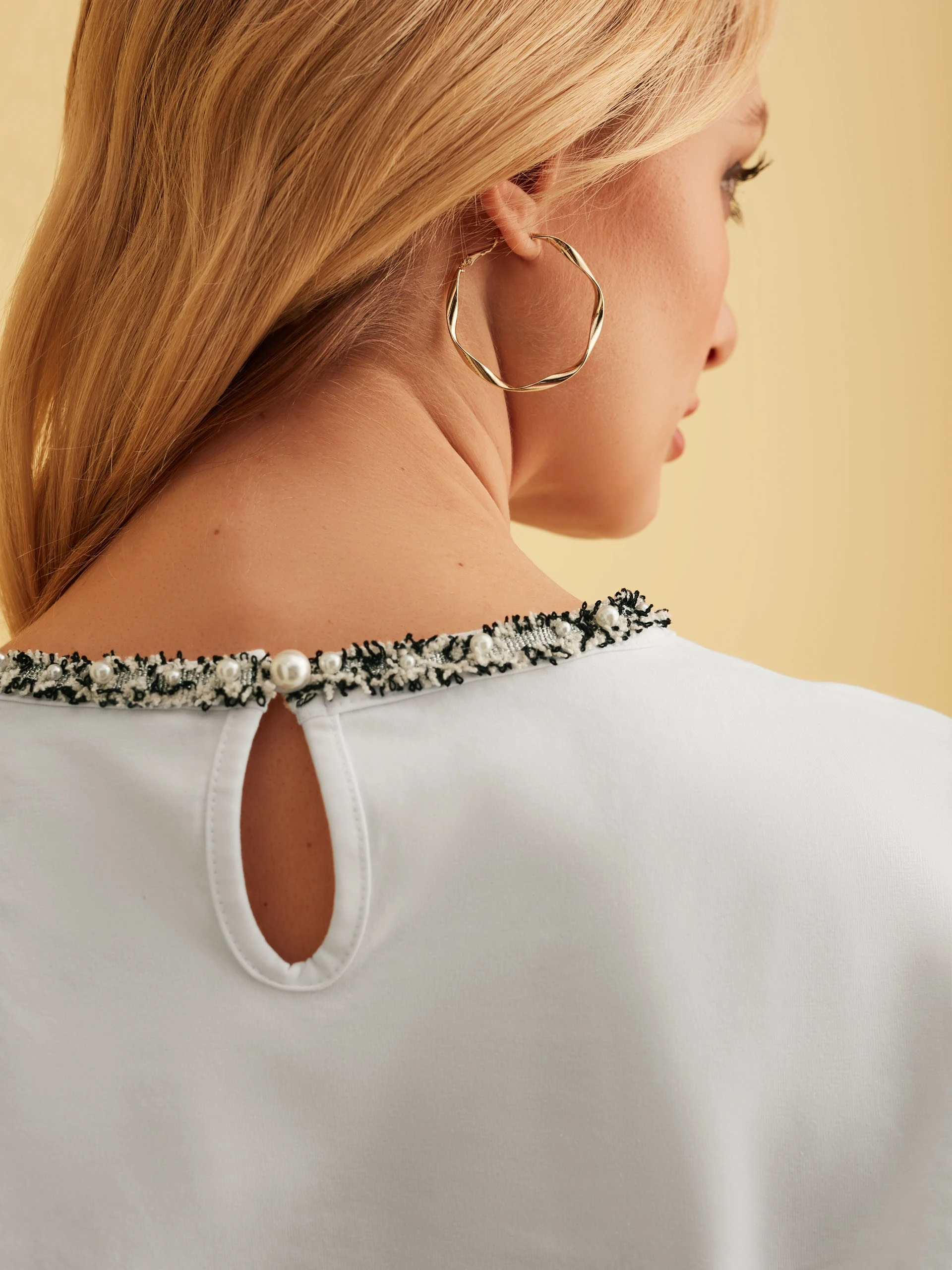 WHITE BLOUSE WITH TWEED TRIM