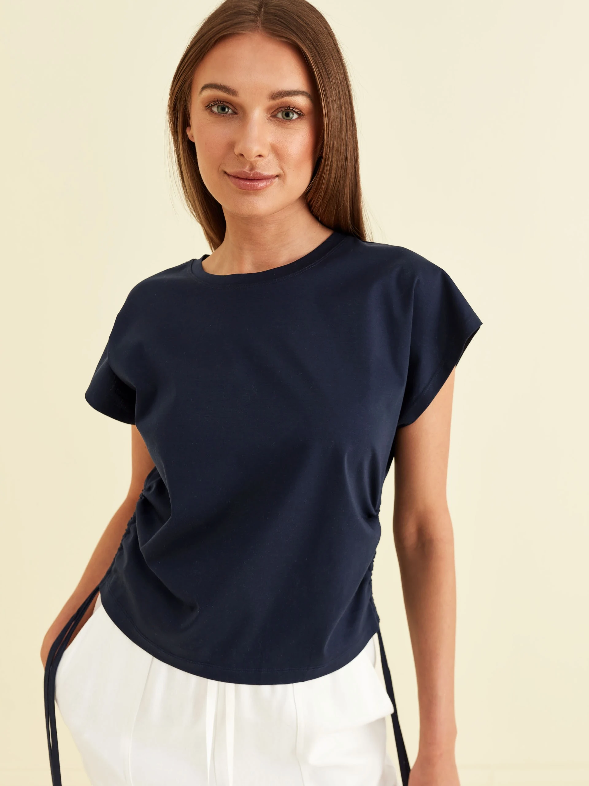 NAVY T-SHIRT WITH SHORT SLEEVES