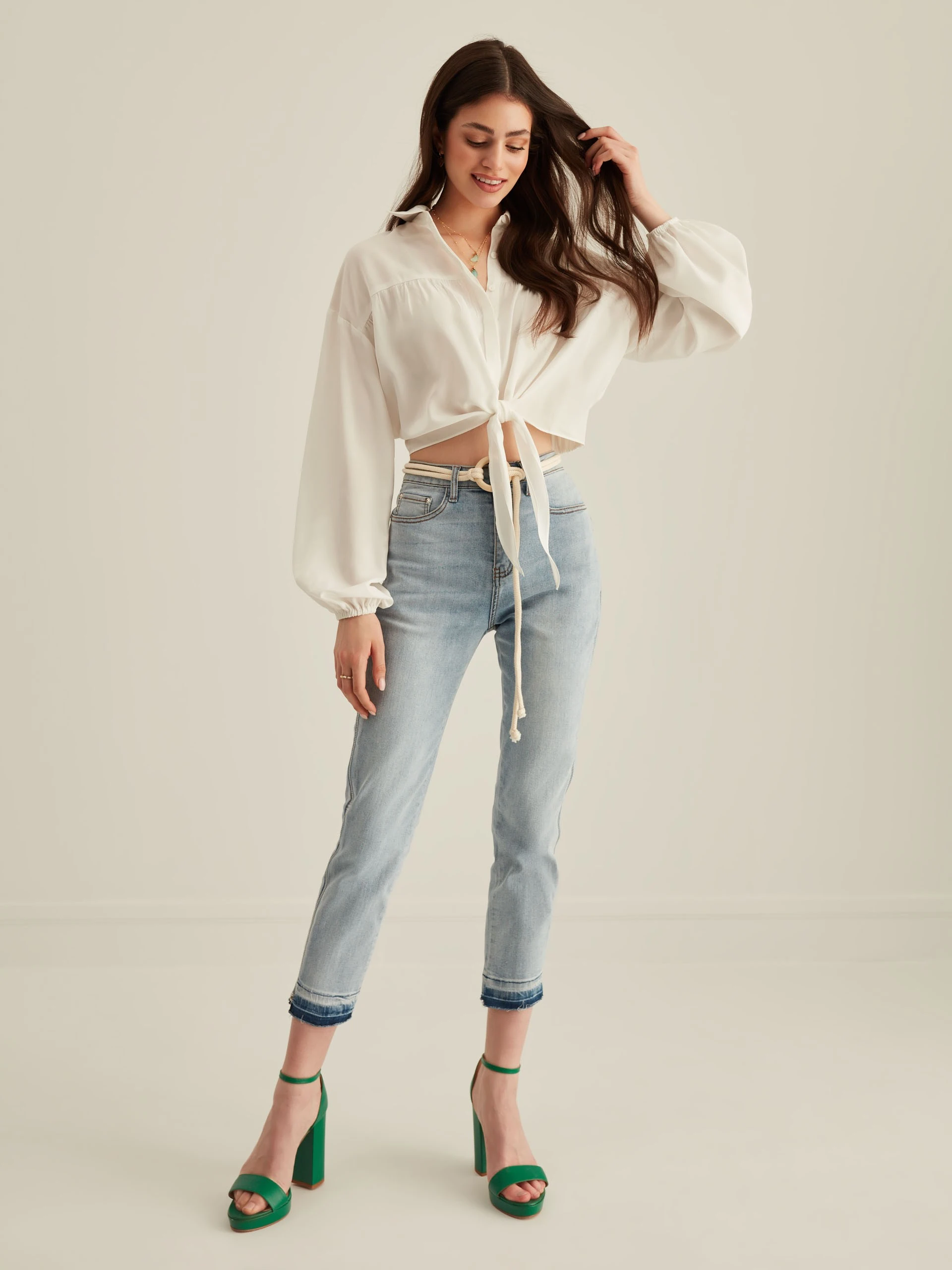 WHITE BLOUSE WITH BINDING