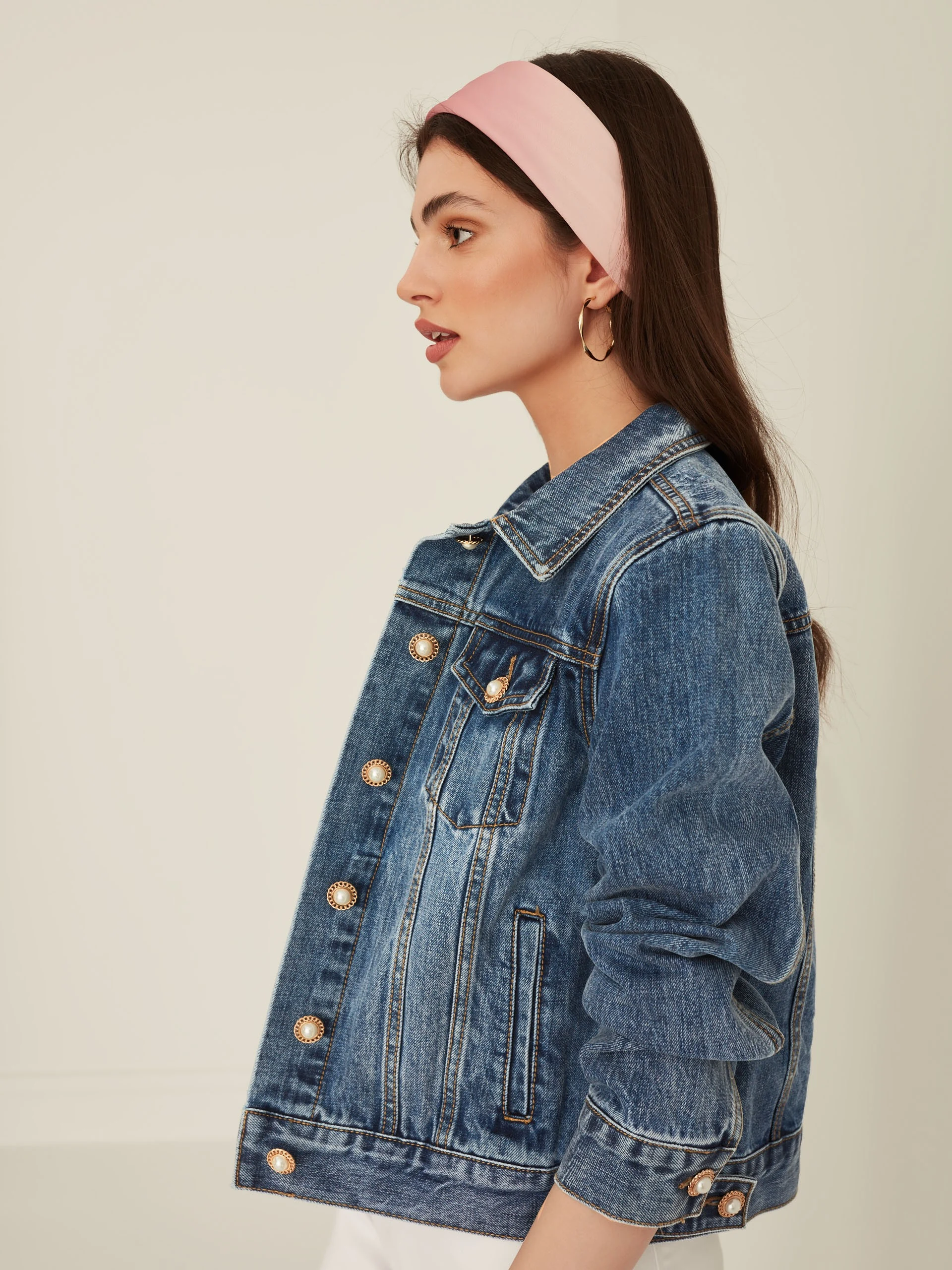 DENIM JACKET WITH PEARL BUTTONS
