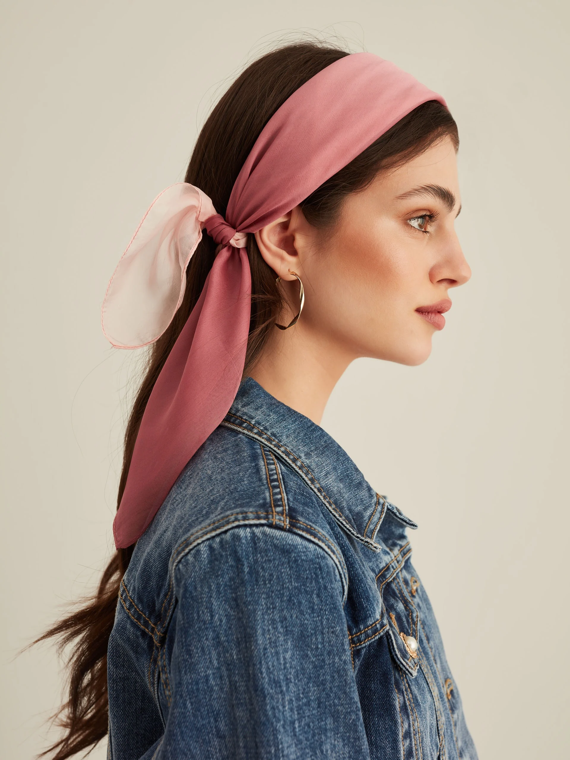 DENIM JACKET WITH PEARL BUTTONS