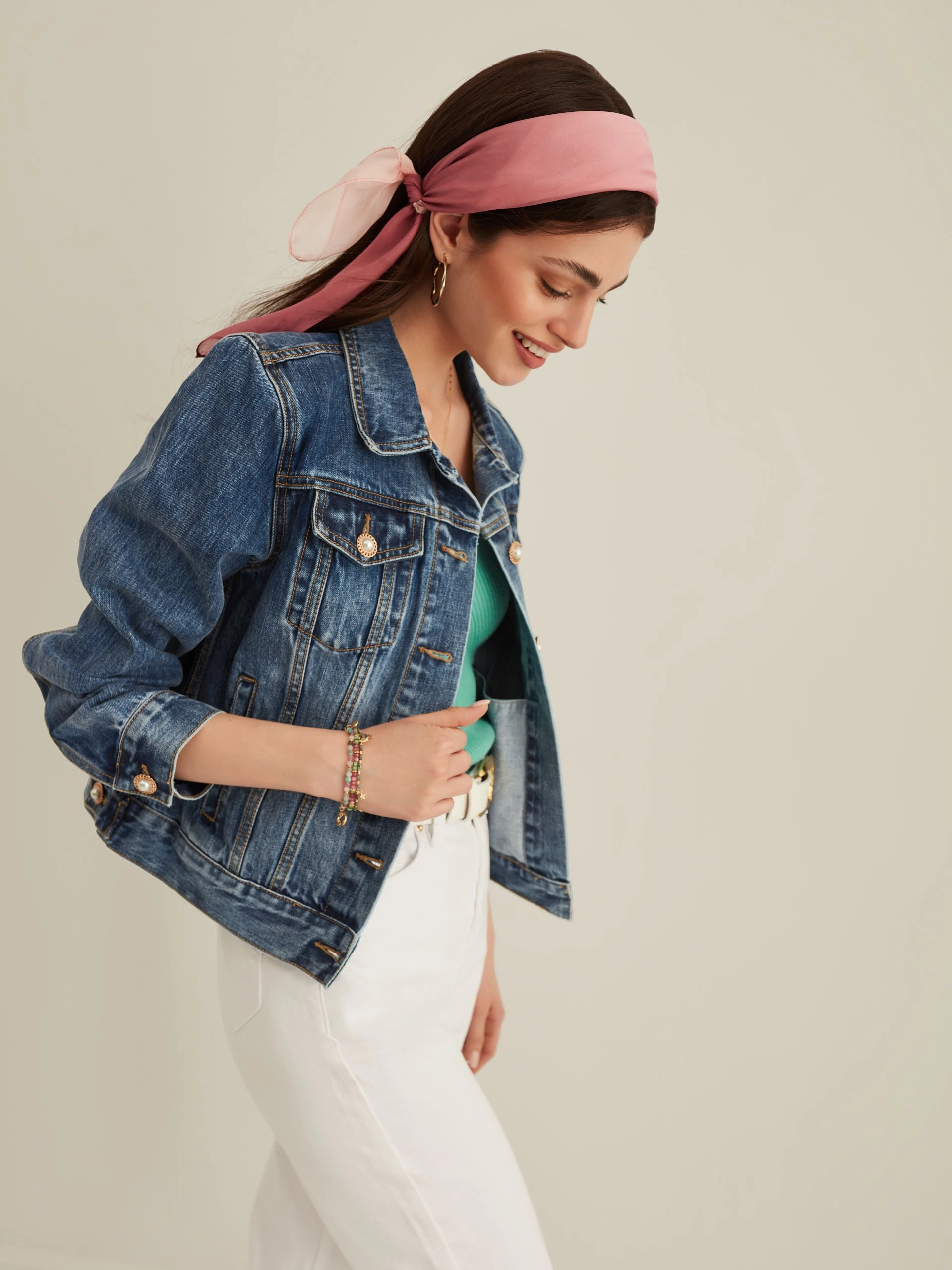 DENIM JACKET WITH PEARL BUTTONS