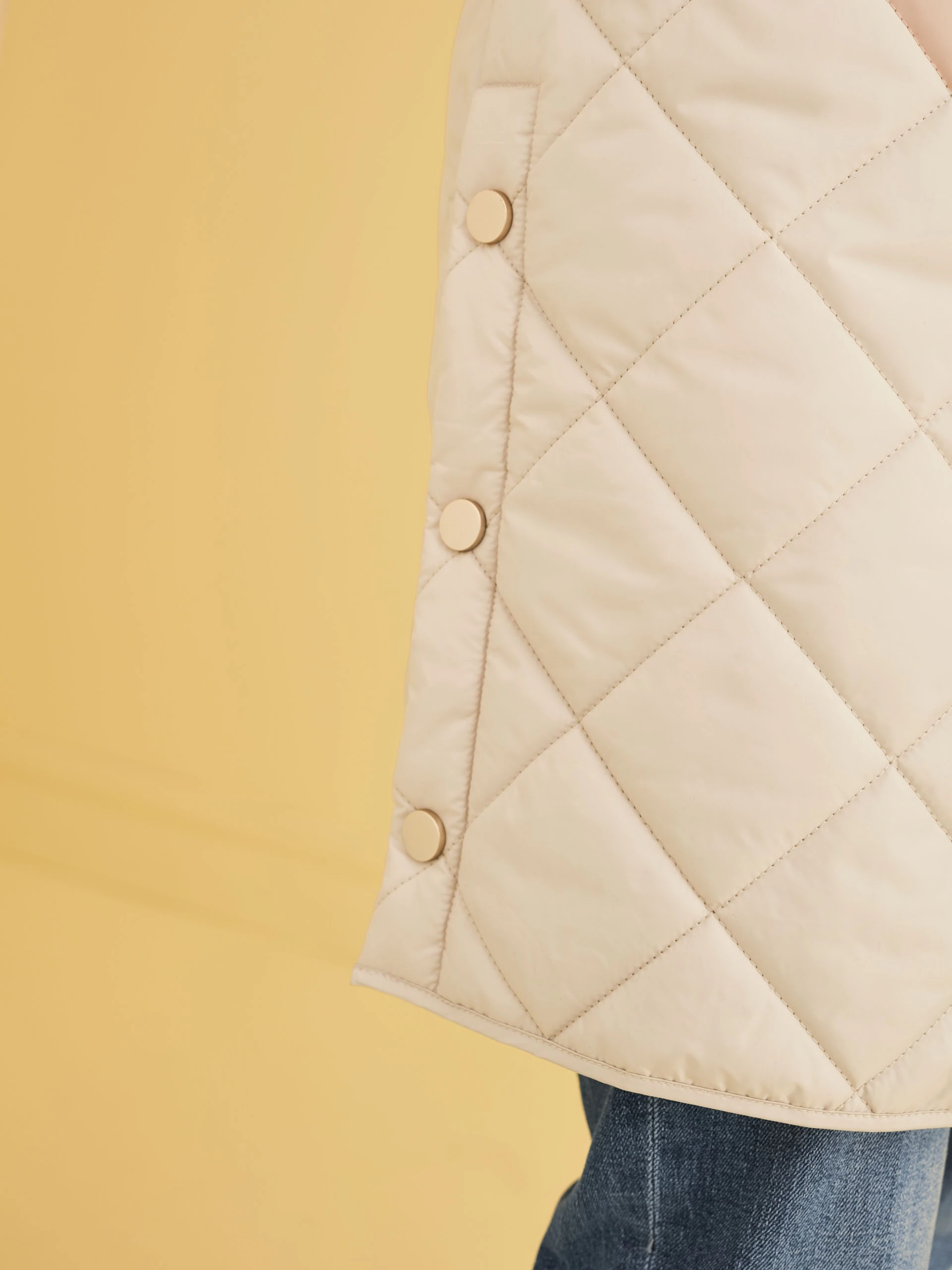BEIGE QUILTED COAT