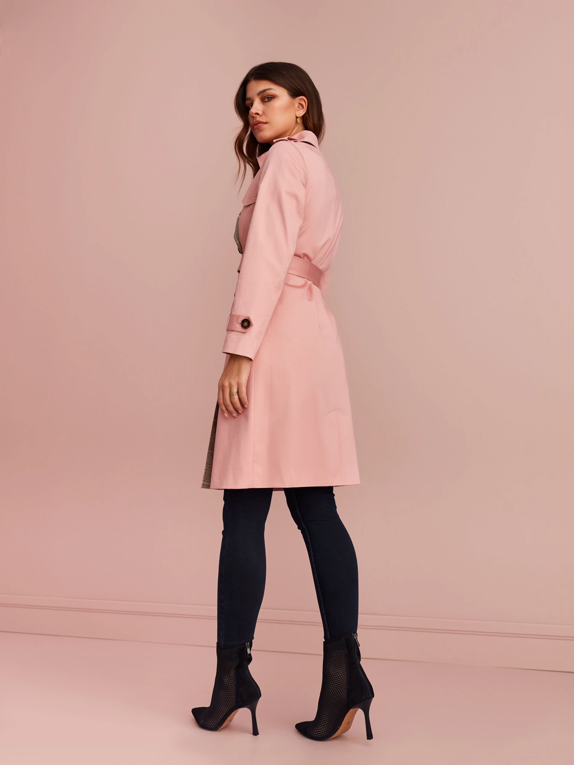 PINK DOUBLE-BREASTED TRENCH