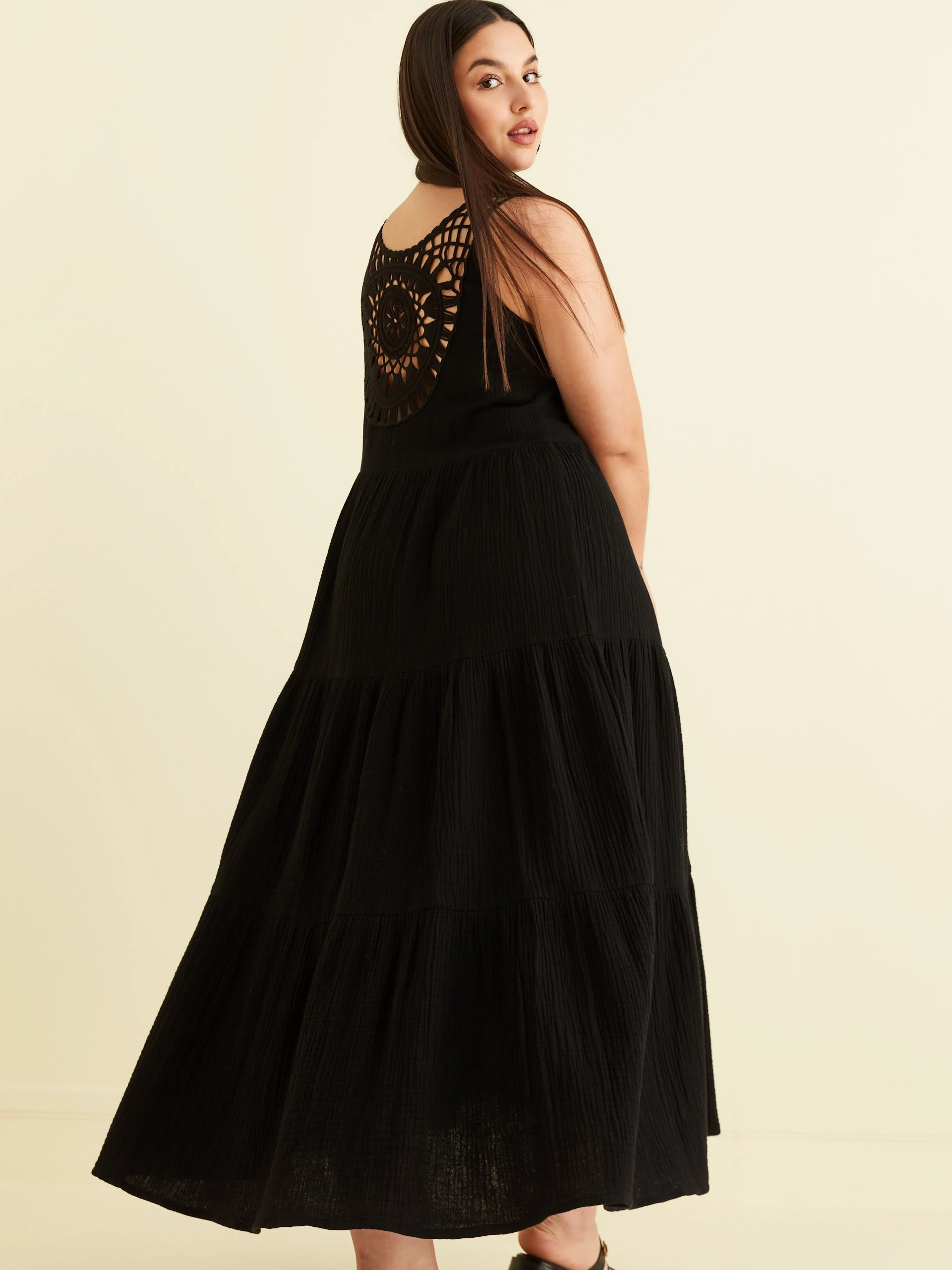 MAXI DRESS WITH OPENWORK DETAIL