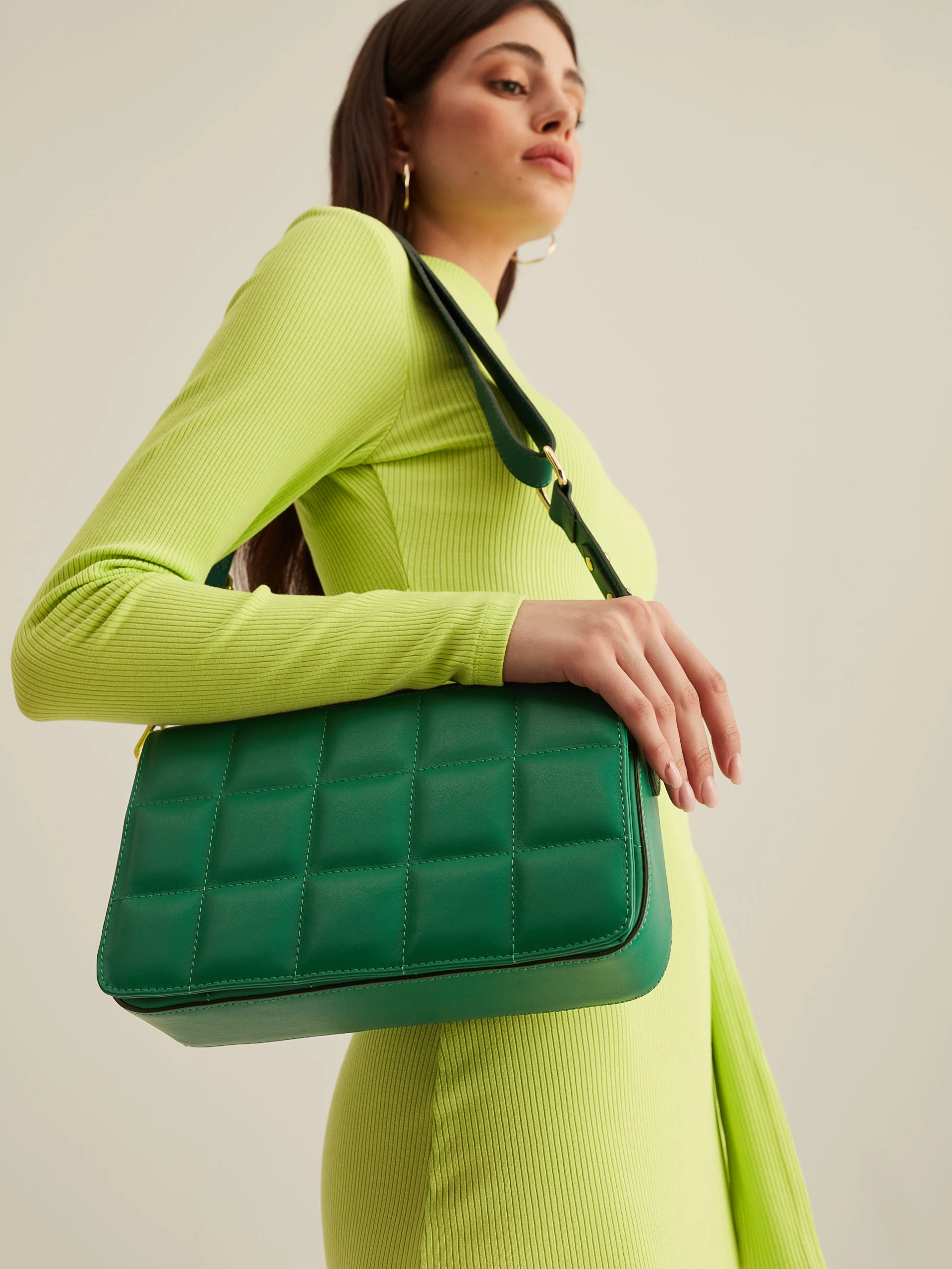 KNITTED DRESS IN LIME COLOR