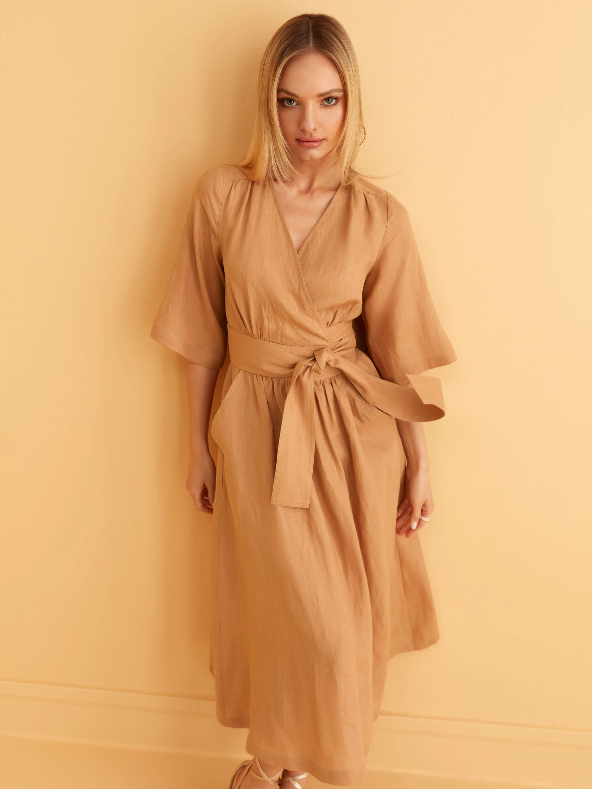 LINEN MIDI DRESS