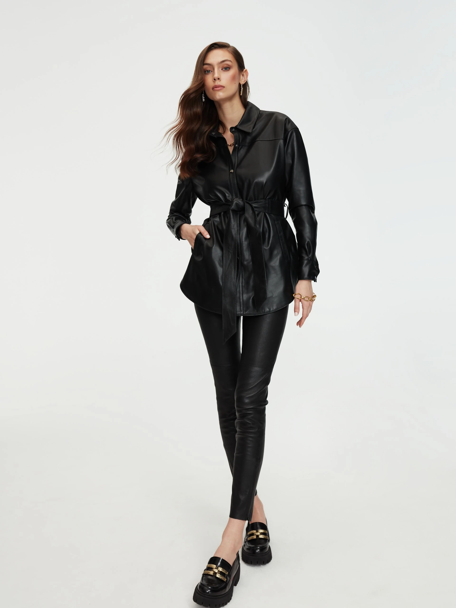 BLACK LEATHER PANTS