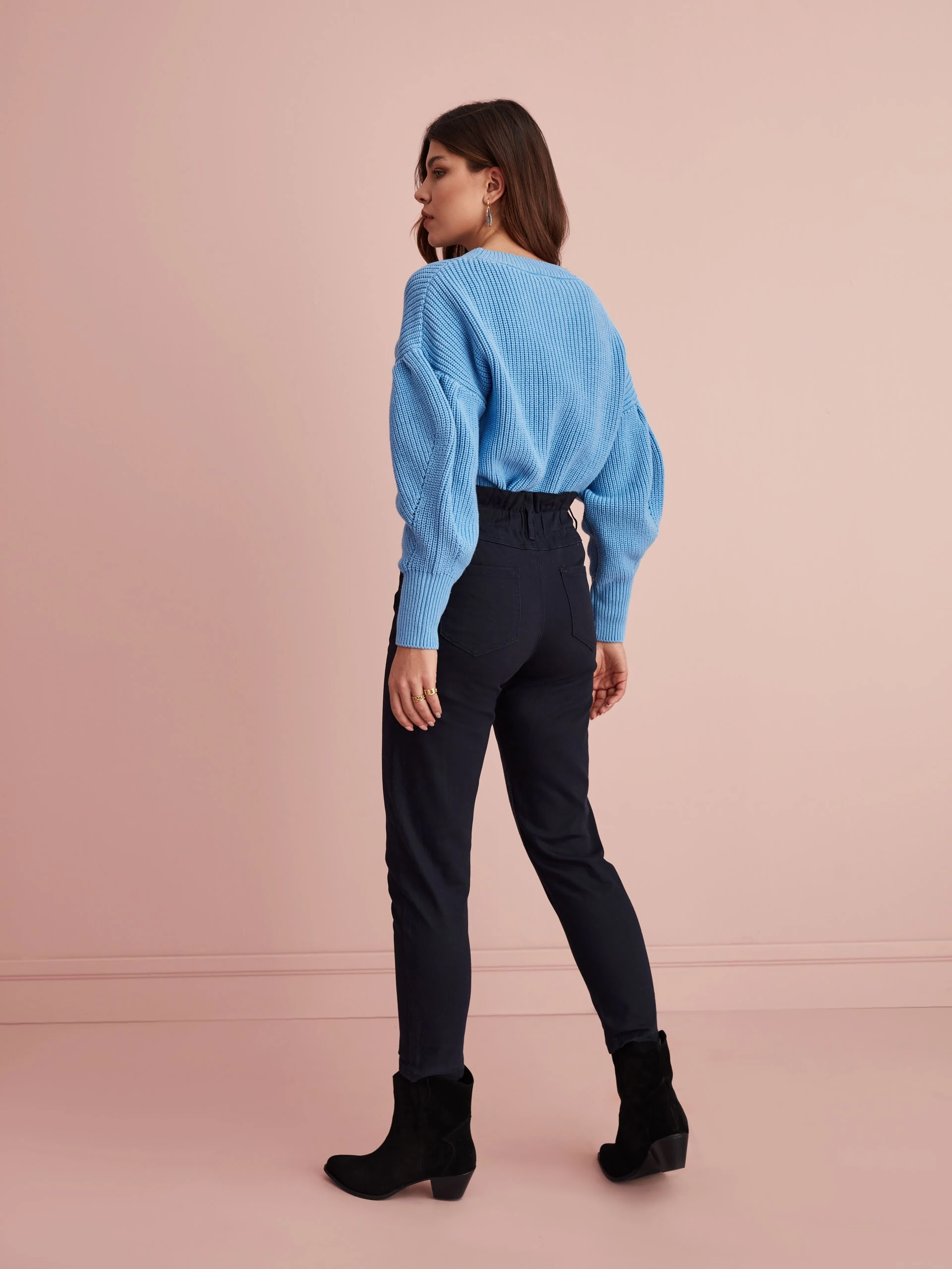 BLUE SWEATER WITH PUFF SLEEVES