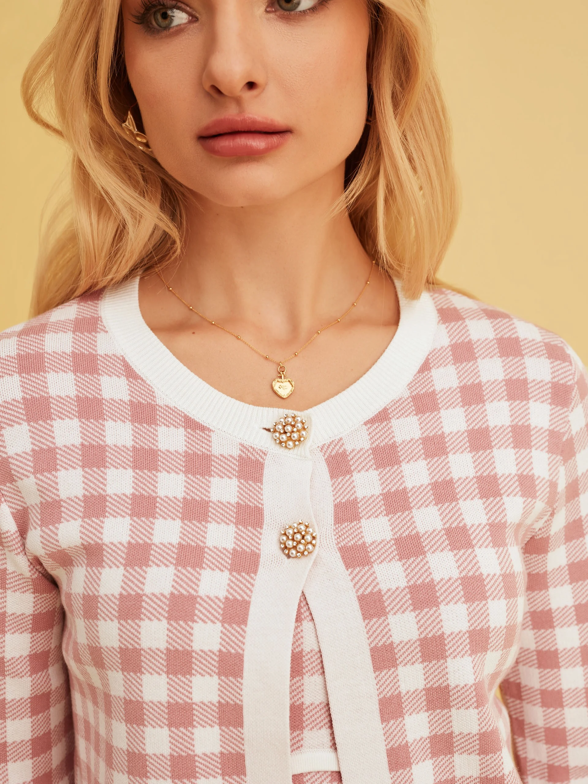 PINK AND WHITE CHECKED SWEATER